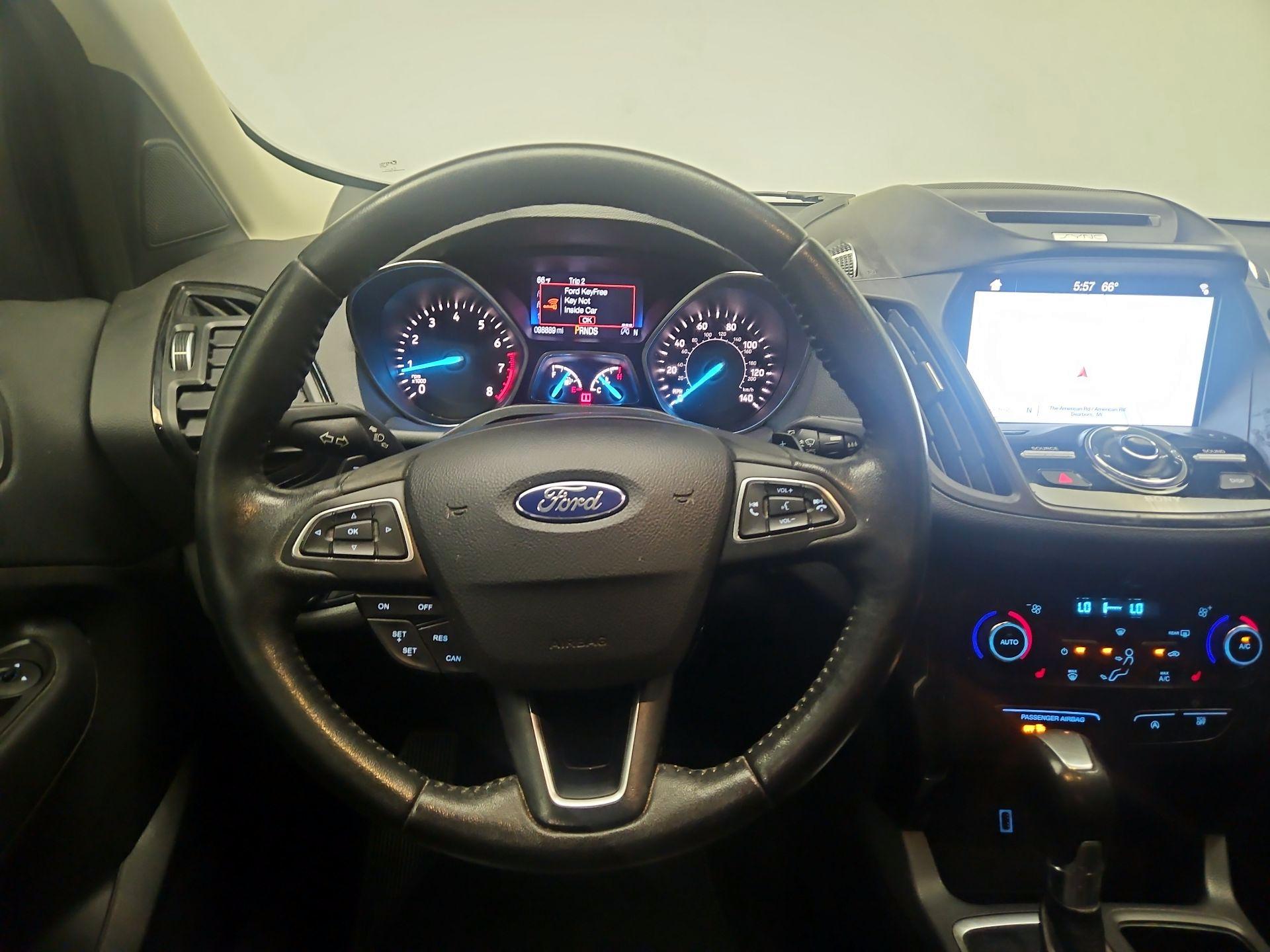 Thumbnail: 2017 Ford Escape - 10