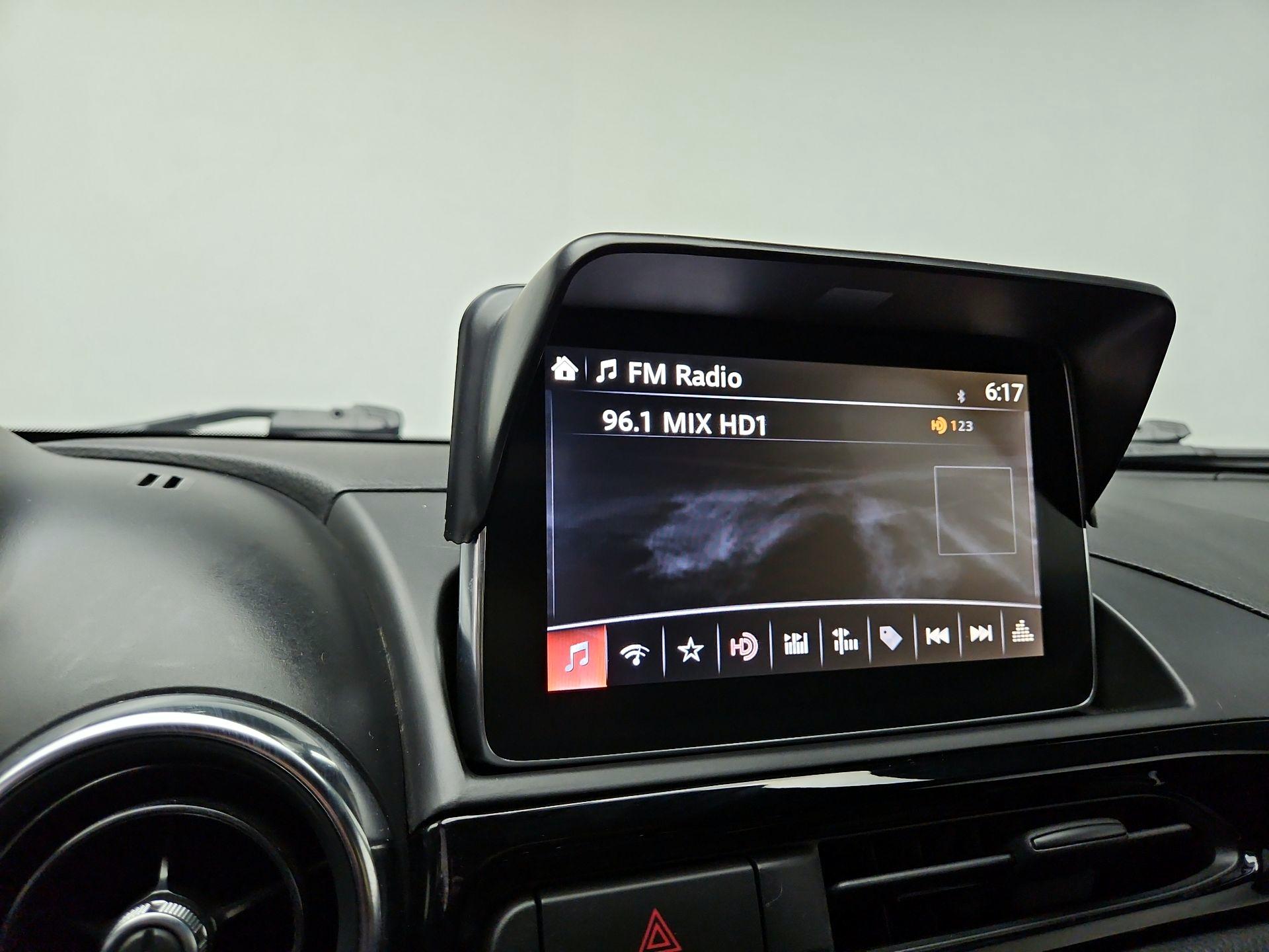 Thumbnail: 2017 Fiat 124 Spider - 15