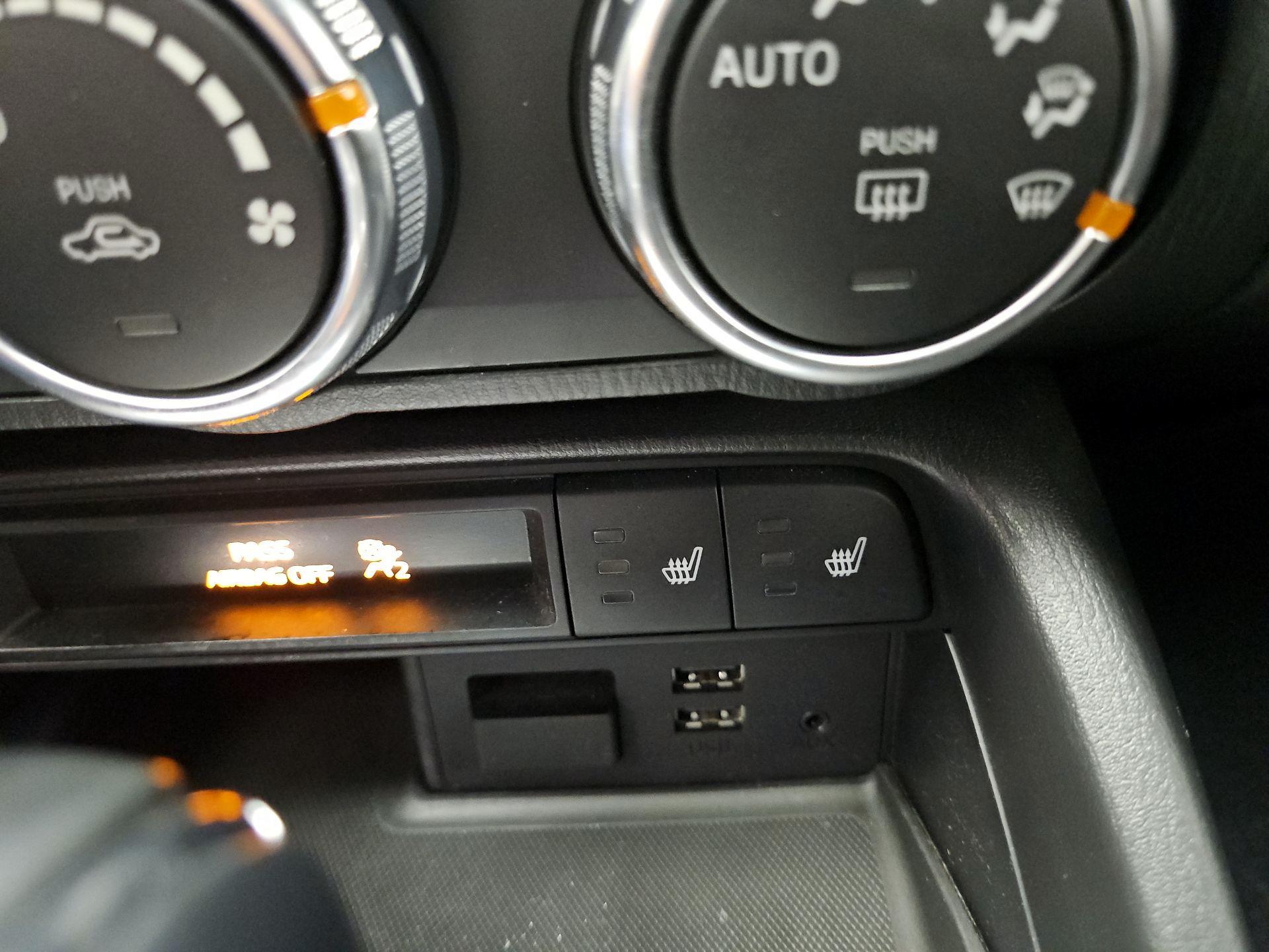 Thumbnail: 2017 Fiat 124 Spider - 18