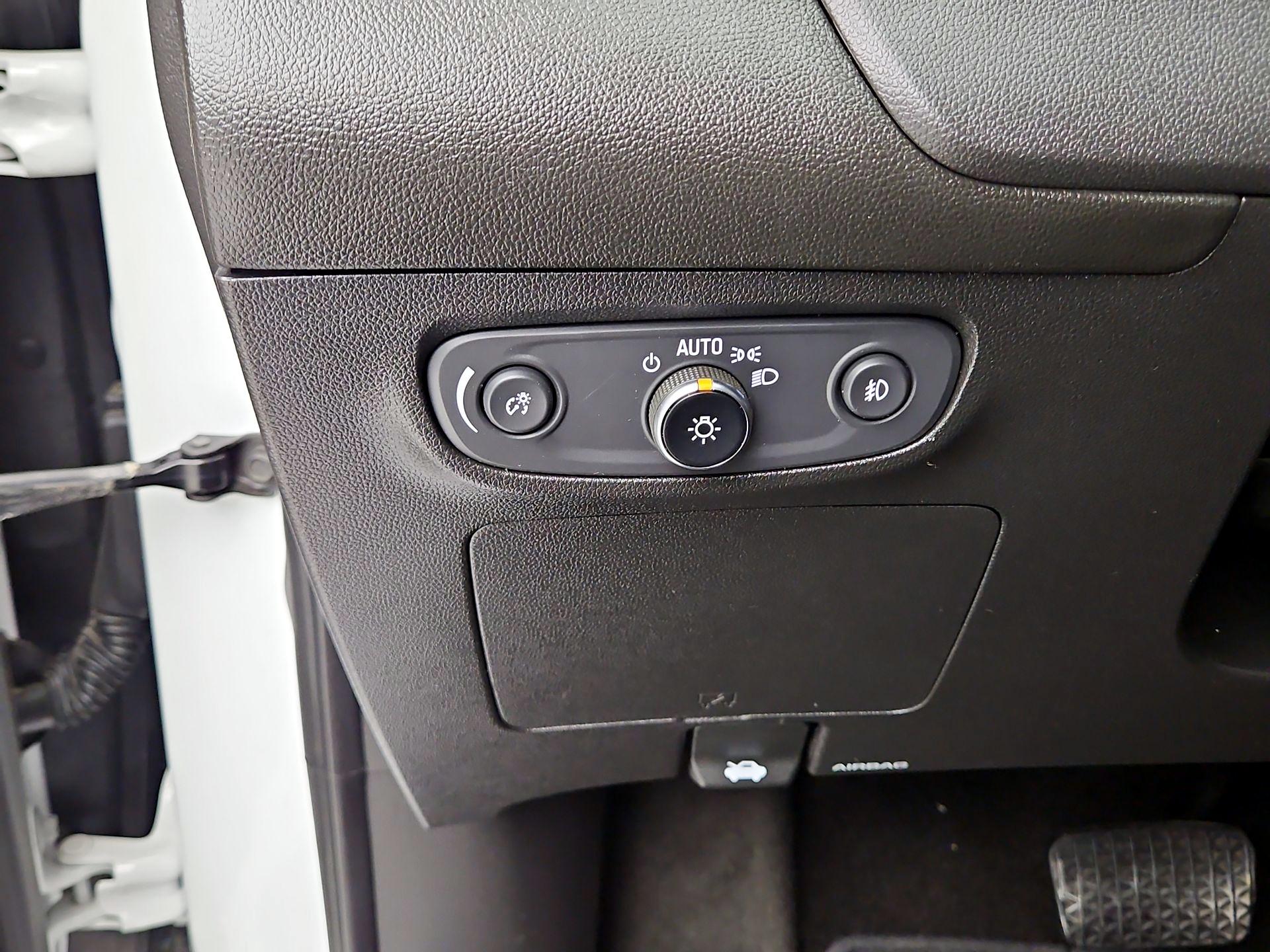 Thumbnail: 2020 Buick Encore GX - 13