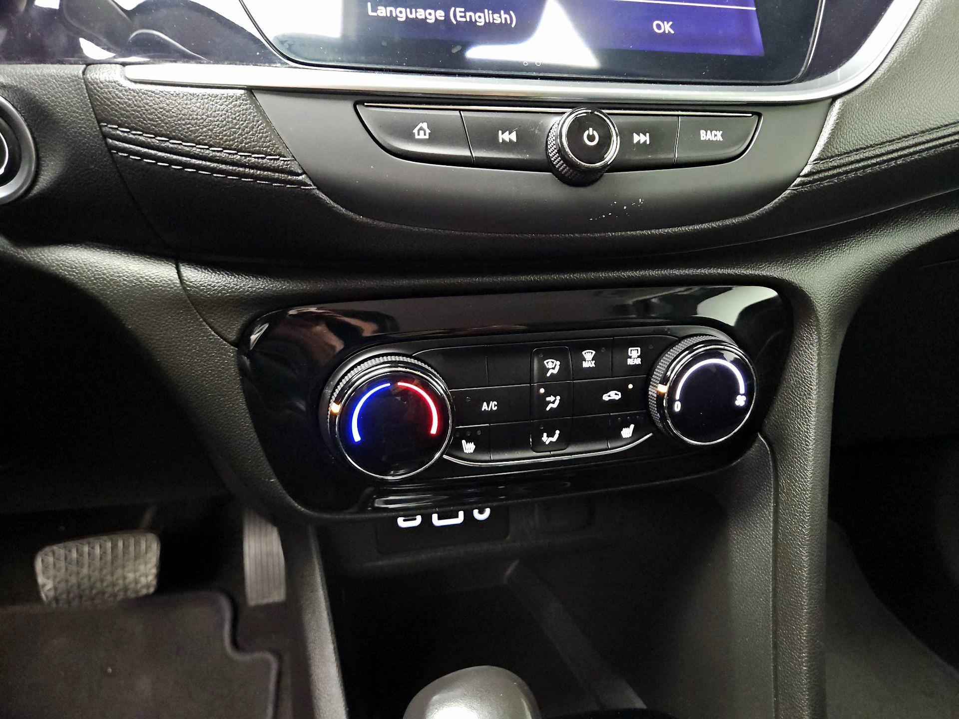 Thumbnail: 2020 Buick Encore GX - 16