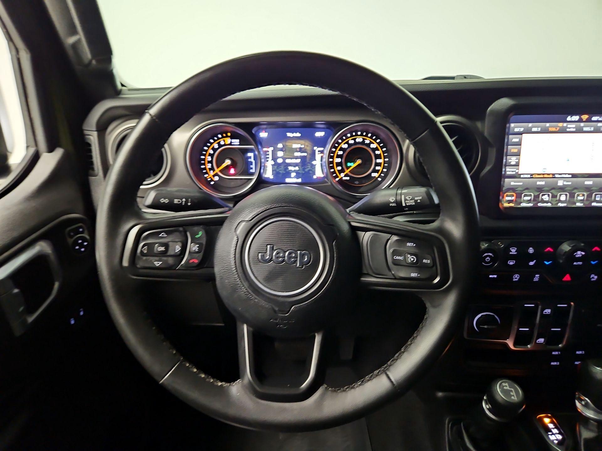 Thumbnail: 2023 Jeep Gladiator - 10