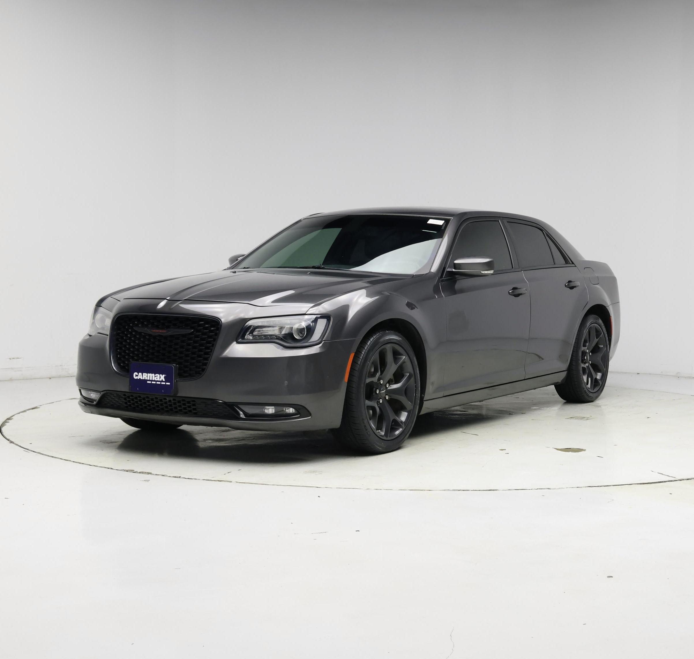 Thumbnail: 2022 Chrysler 300 - 4