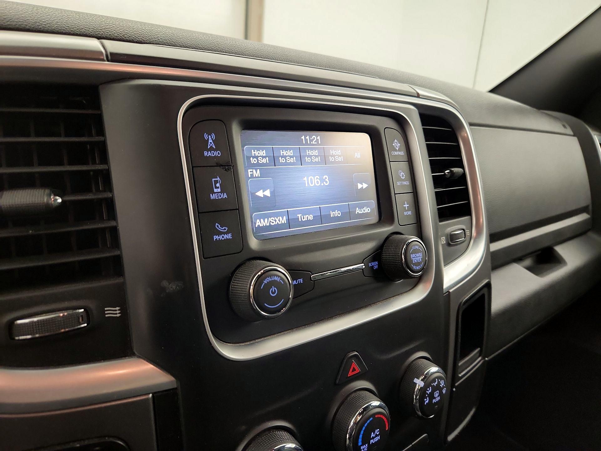 Thumbnail: 2022 RAM 1500 Classic - 15