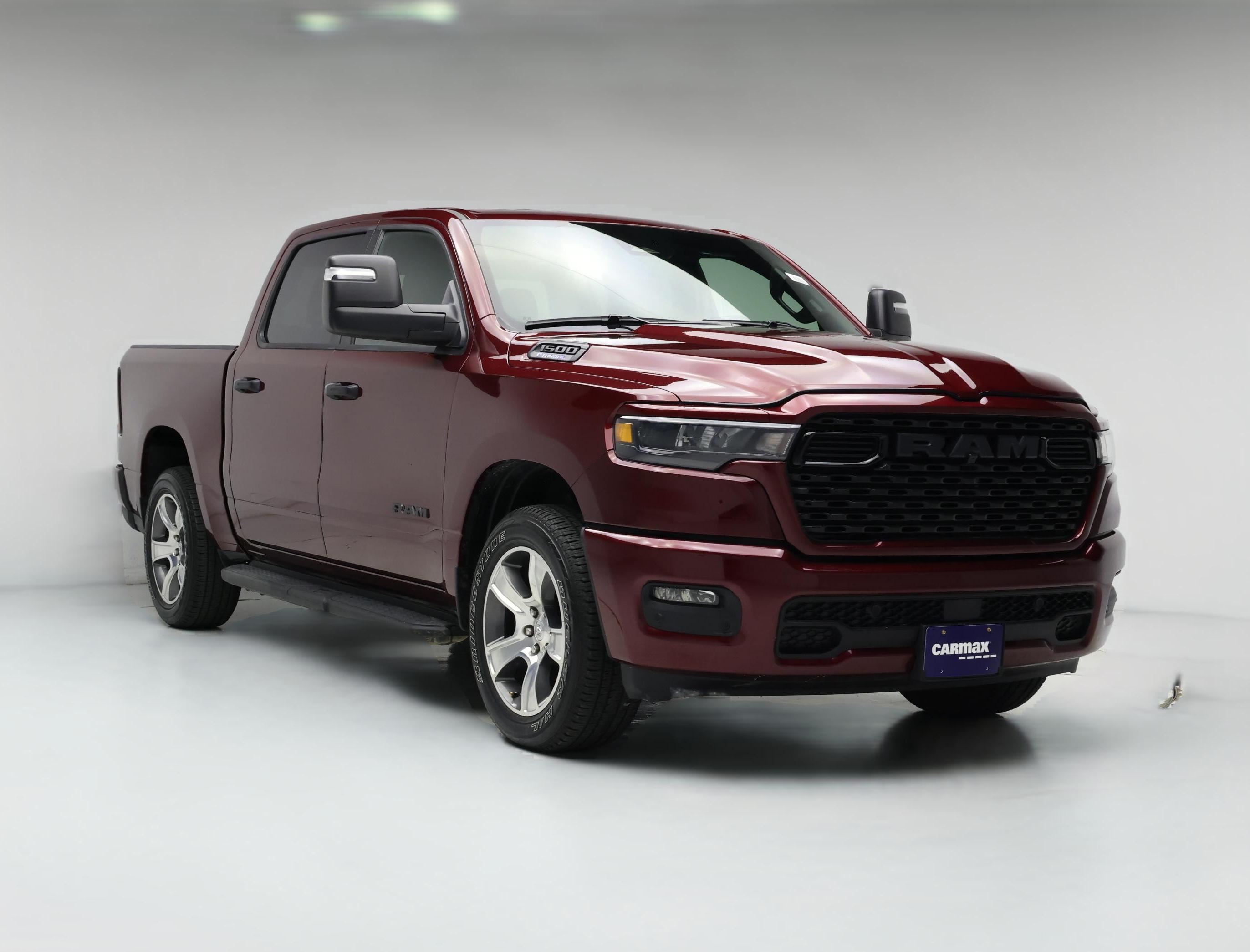 Thumbnail: 2025 RAM 1500 - 1