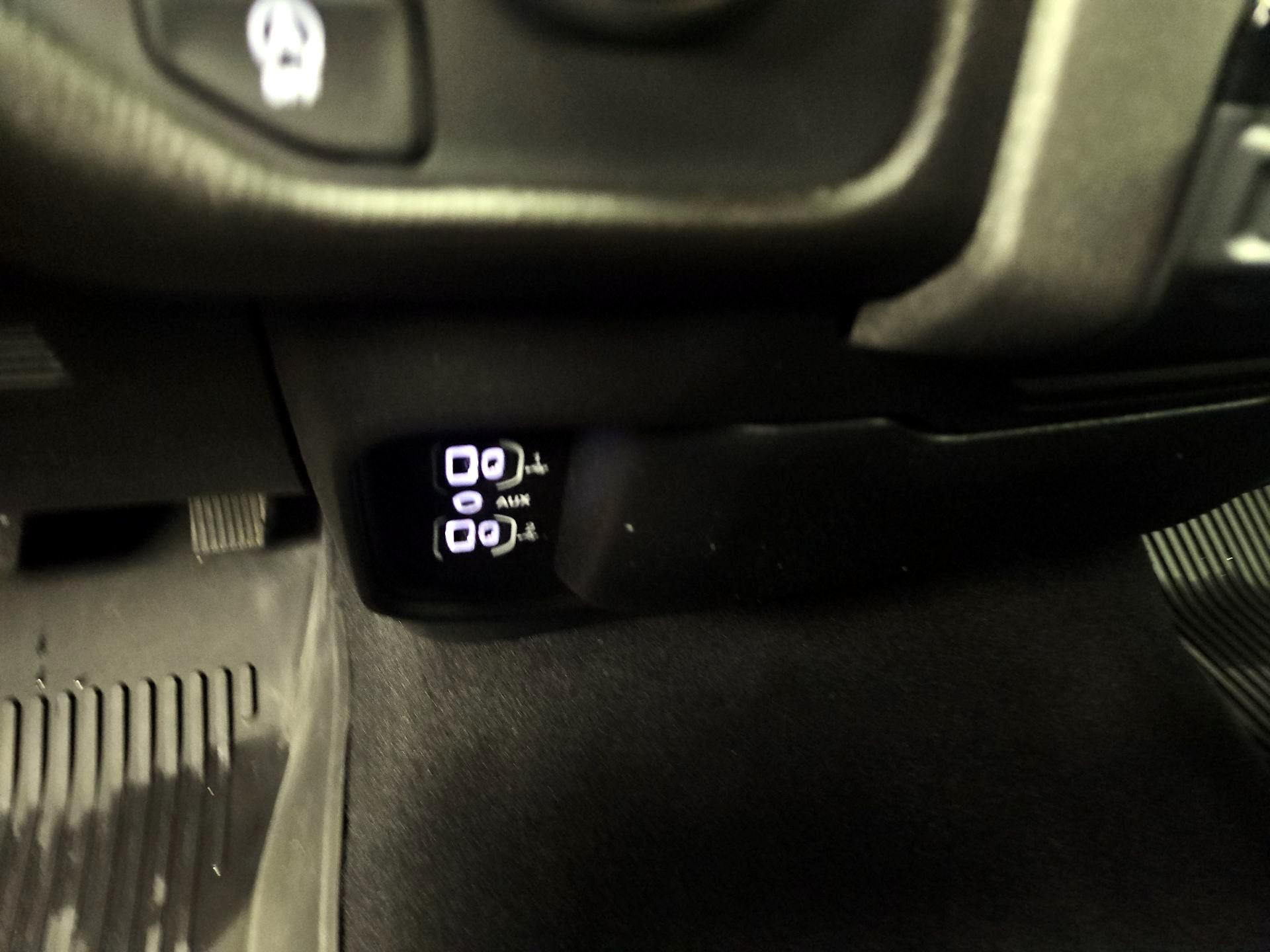 Thumbnail: 2025 RAM 1500 - 18