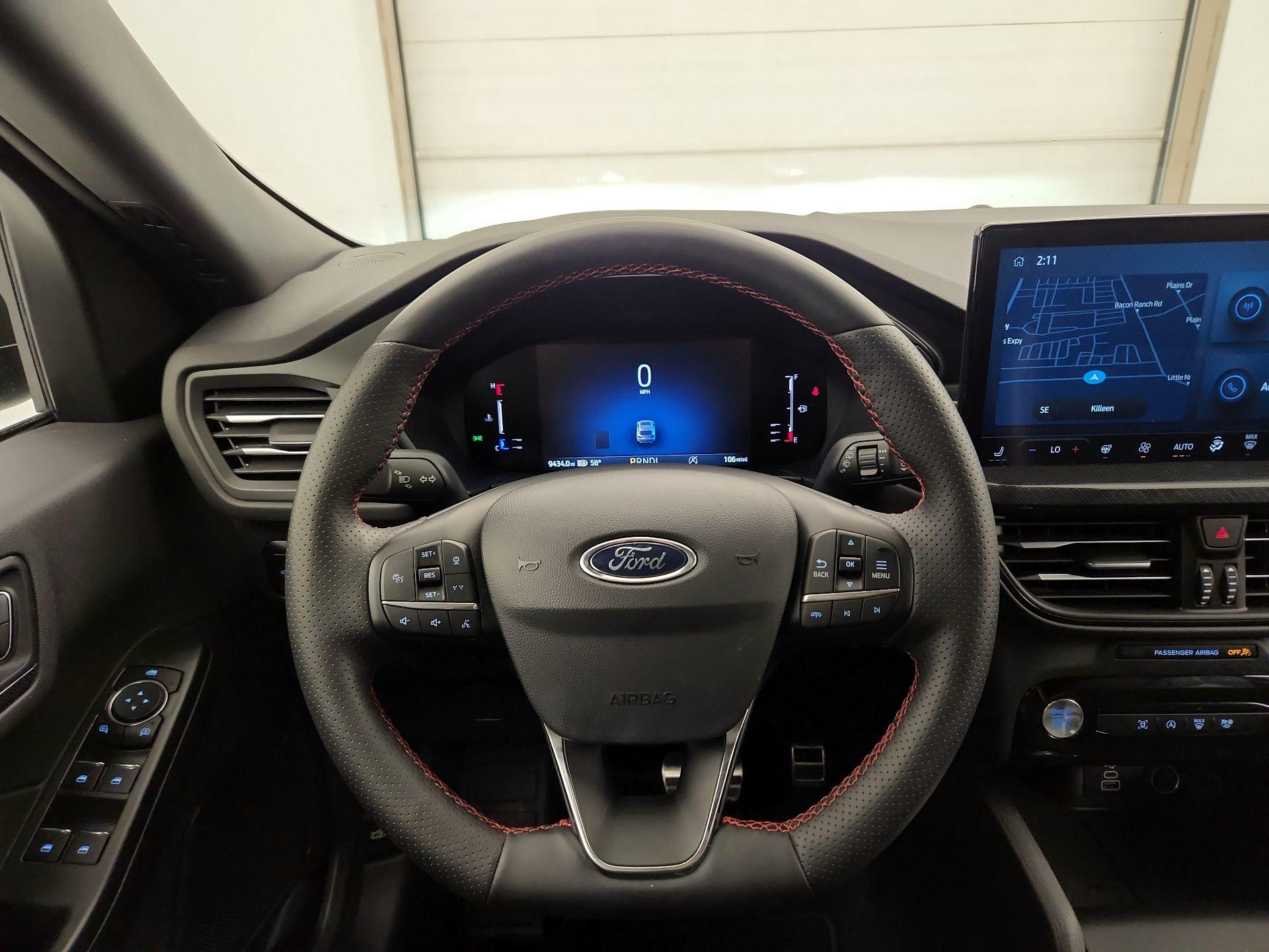 Thumbnail: 2024 Ford Escape - 10