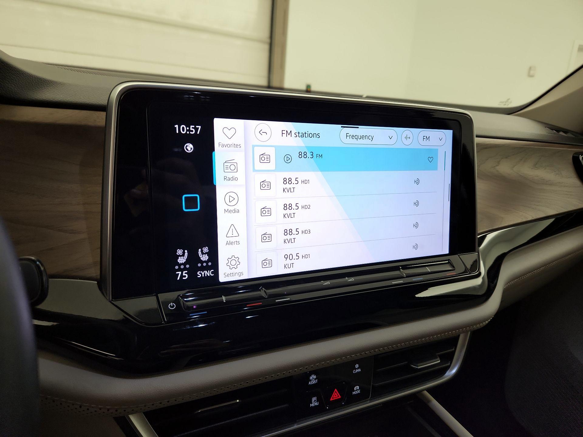 Thumbnail: 2024 Volkswagen Atlas - 15