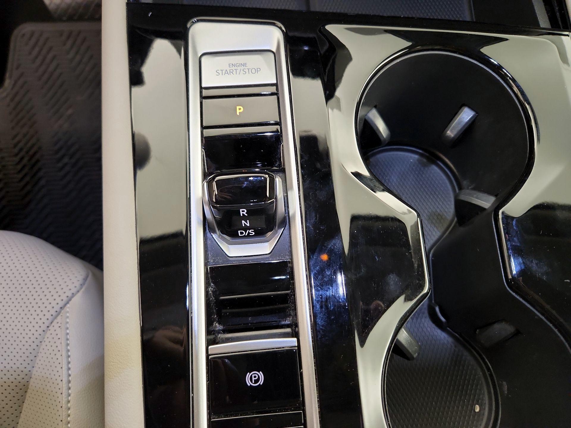 Thumbnail: 2024 Volkswagen Atlas - 17