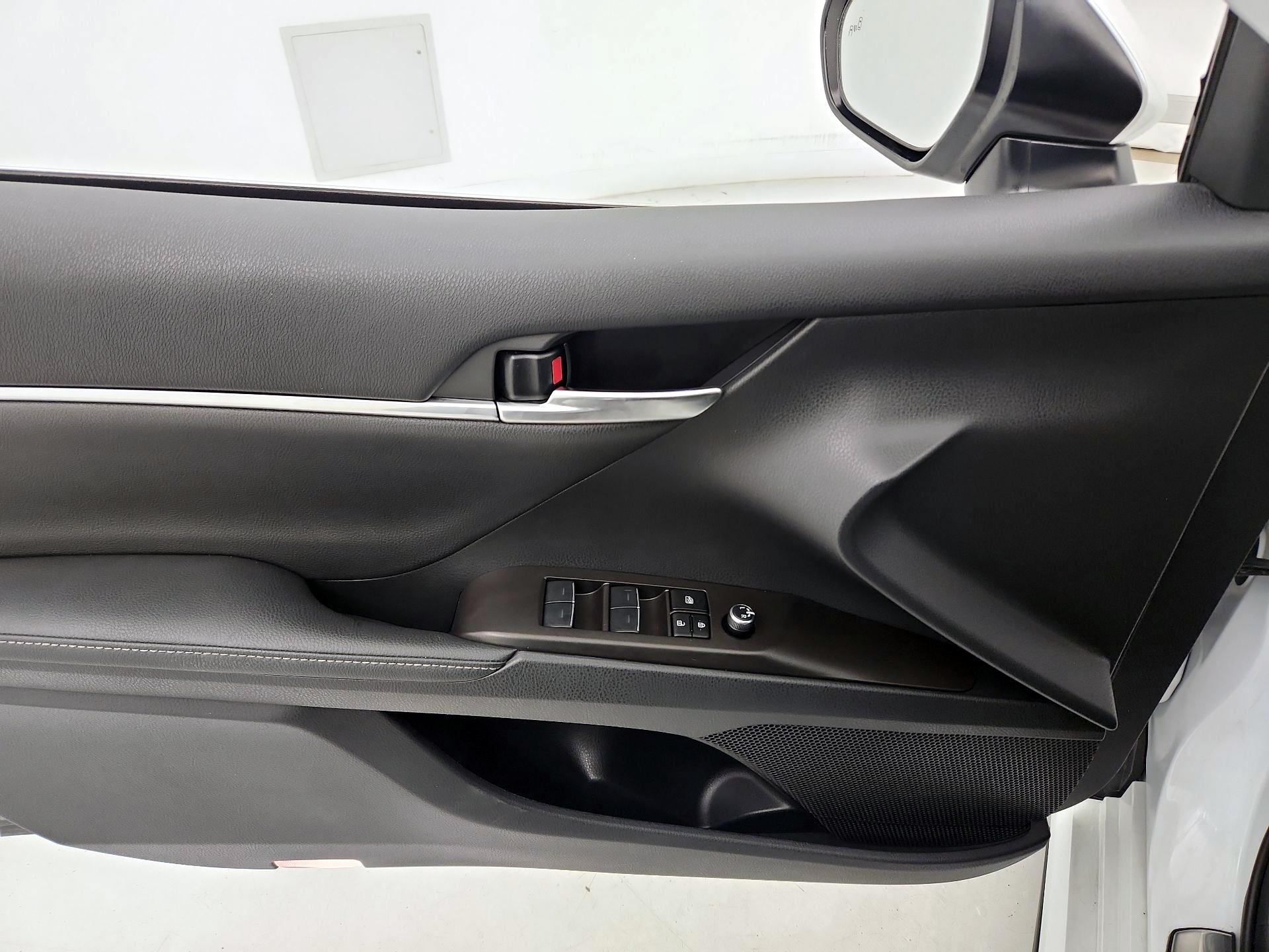 Thumbnail: 2024 Toyota Camry - 12