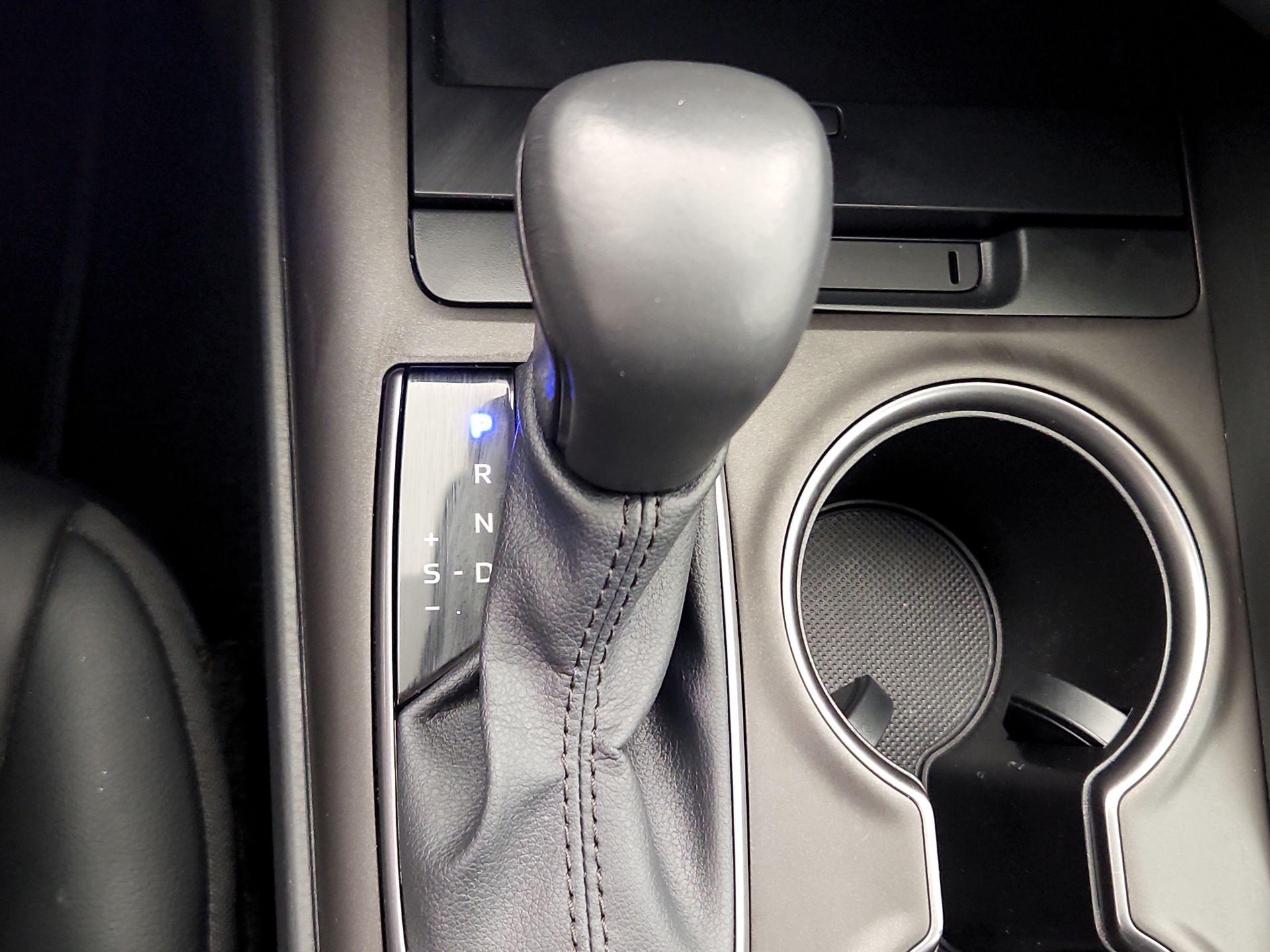 Thumbnail: 2024 Toyota Camry - 17