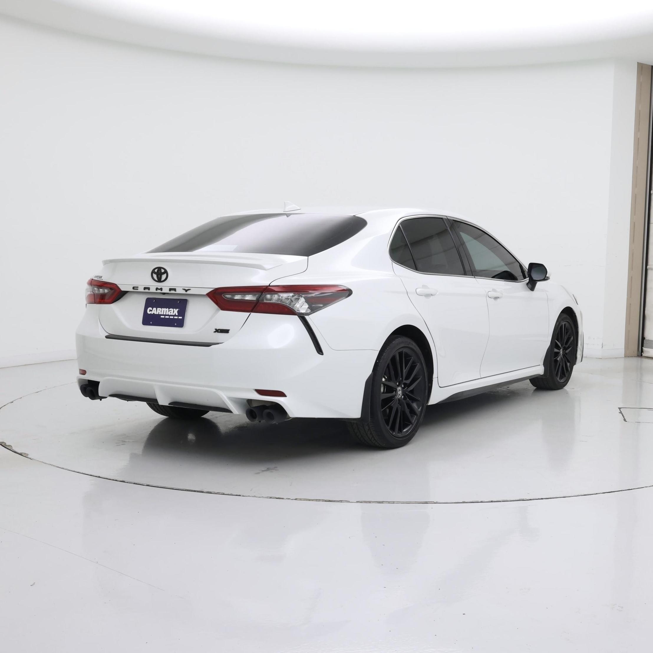 Thumbnail: 2024 Toyota Camry - 8