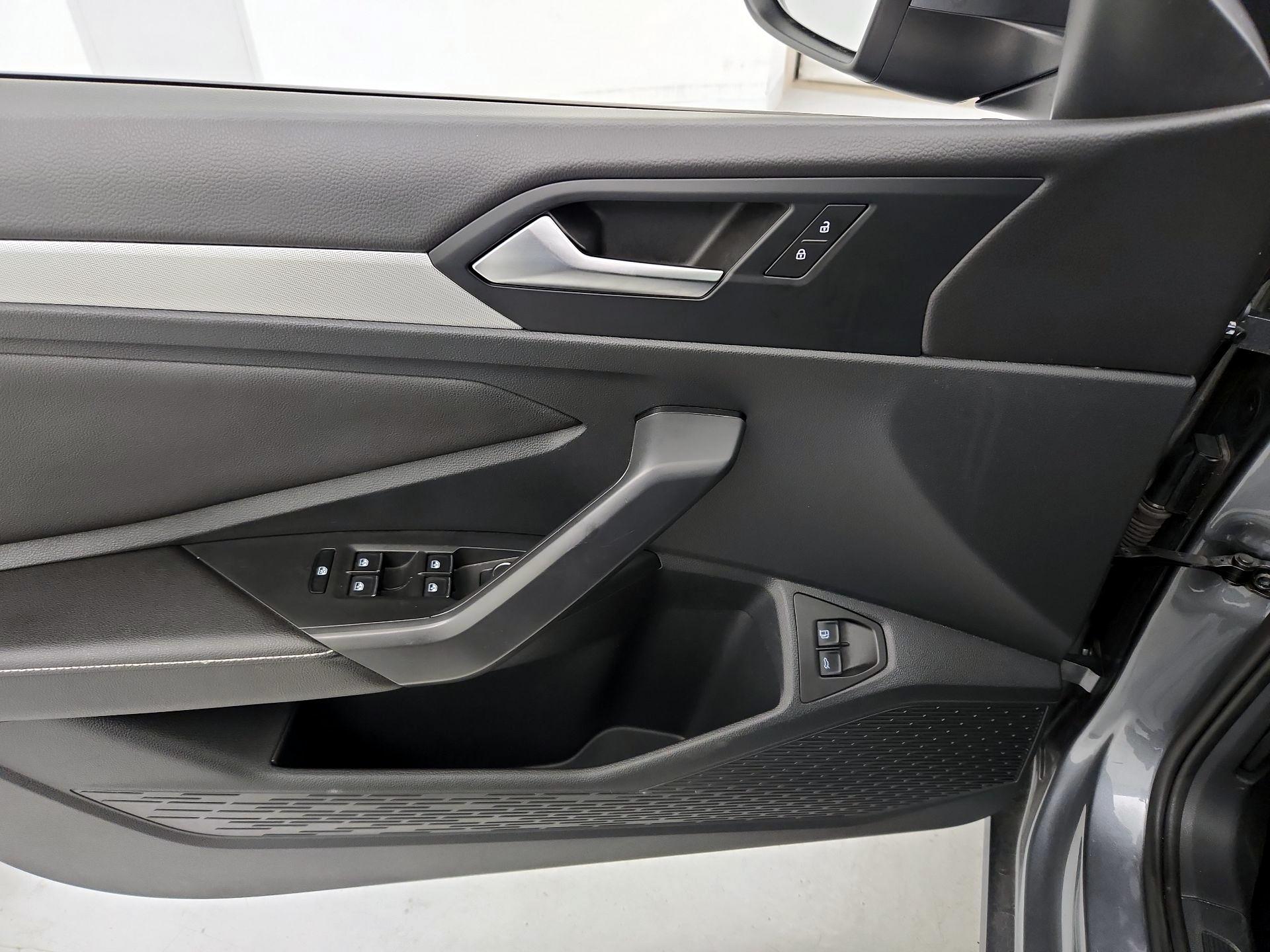 Thumbnail: 2024 Volkswagen Jetta - 12