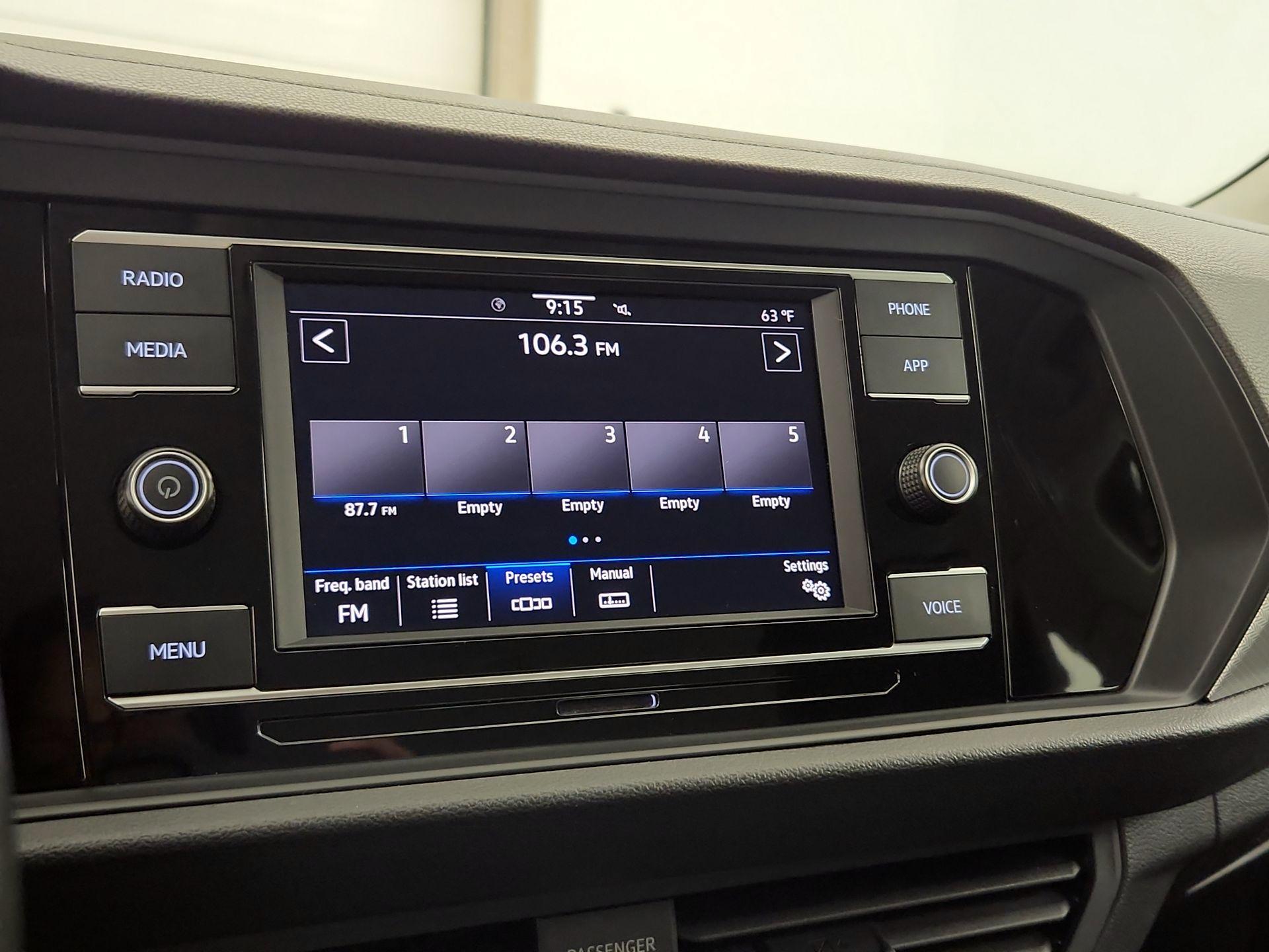 Thumbnail: 2024 Volkswagen Jetta - 15