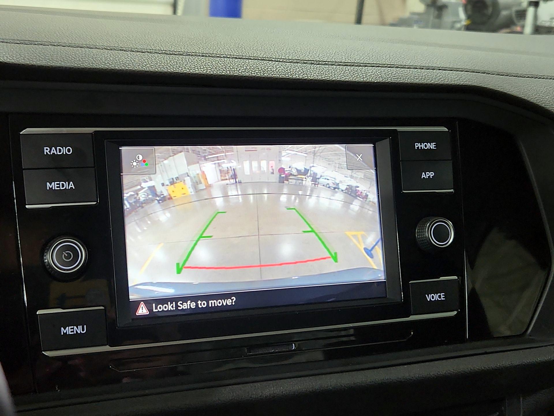 Thumbnail: 2024 Volkswagen Jetta - 14