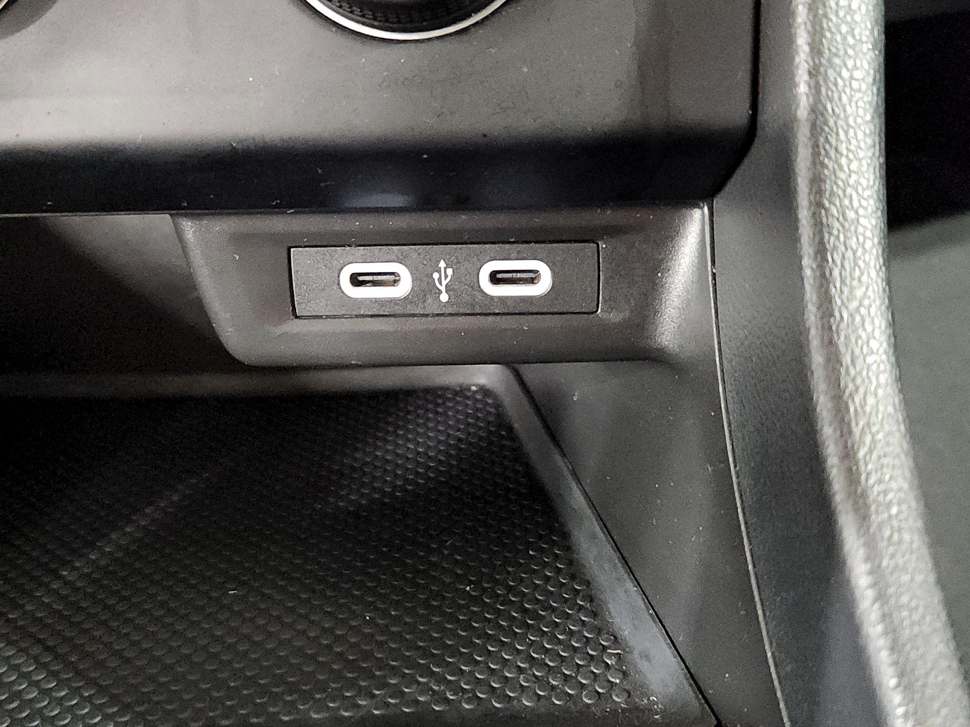 Thumbnail: 2024 Volkswagen Jetta - 18