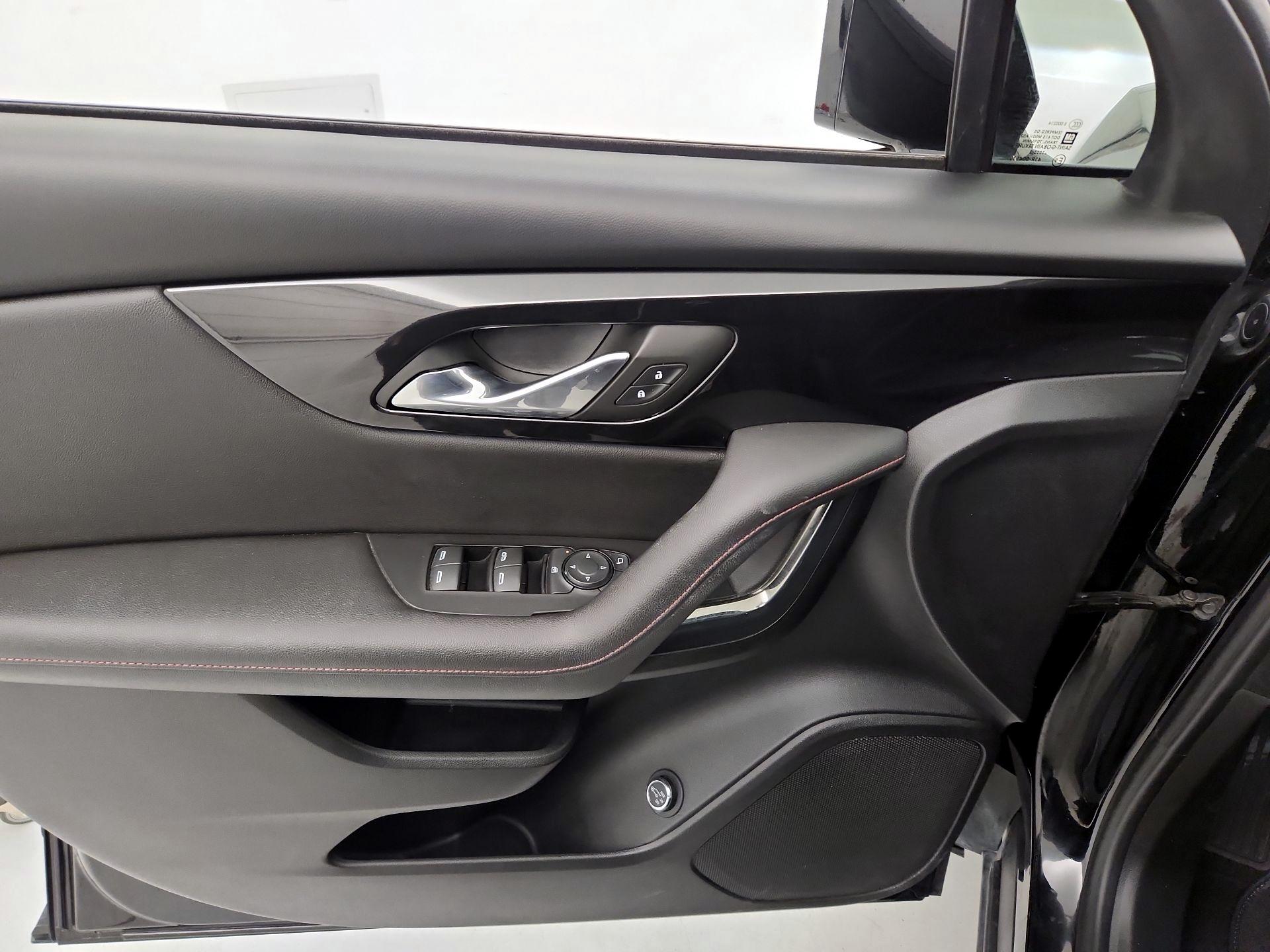 Thumbnail: 2022 Chevrolet Blazer - 12