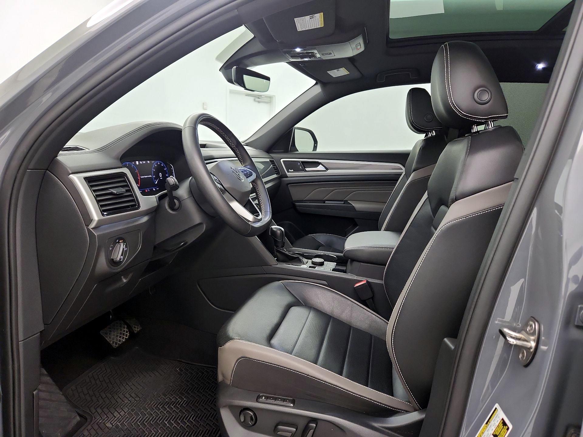 Thumbnail: 2021 Volkswagen Atlas - 11