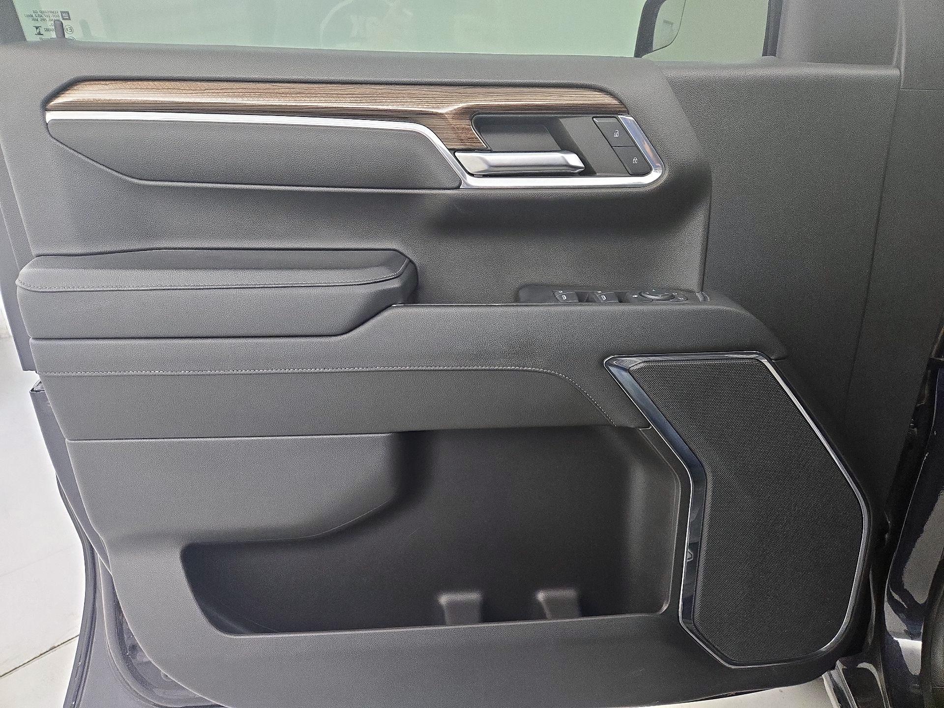 Thumbnail: 2023 Chevrolet Silverado 1500 - 12