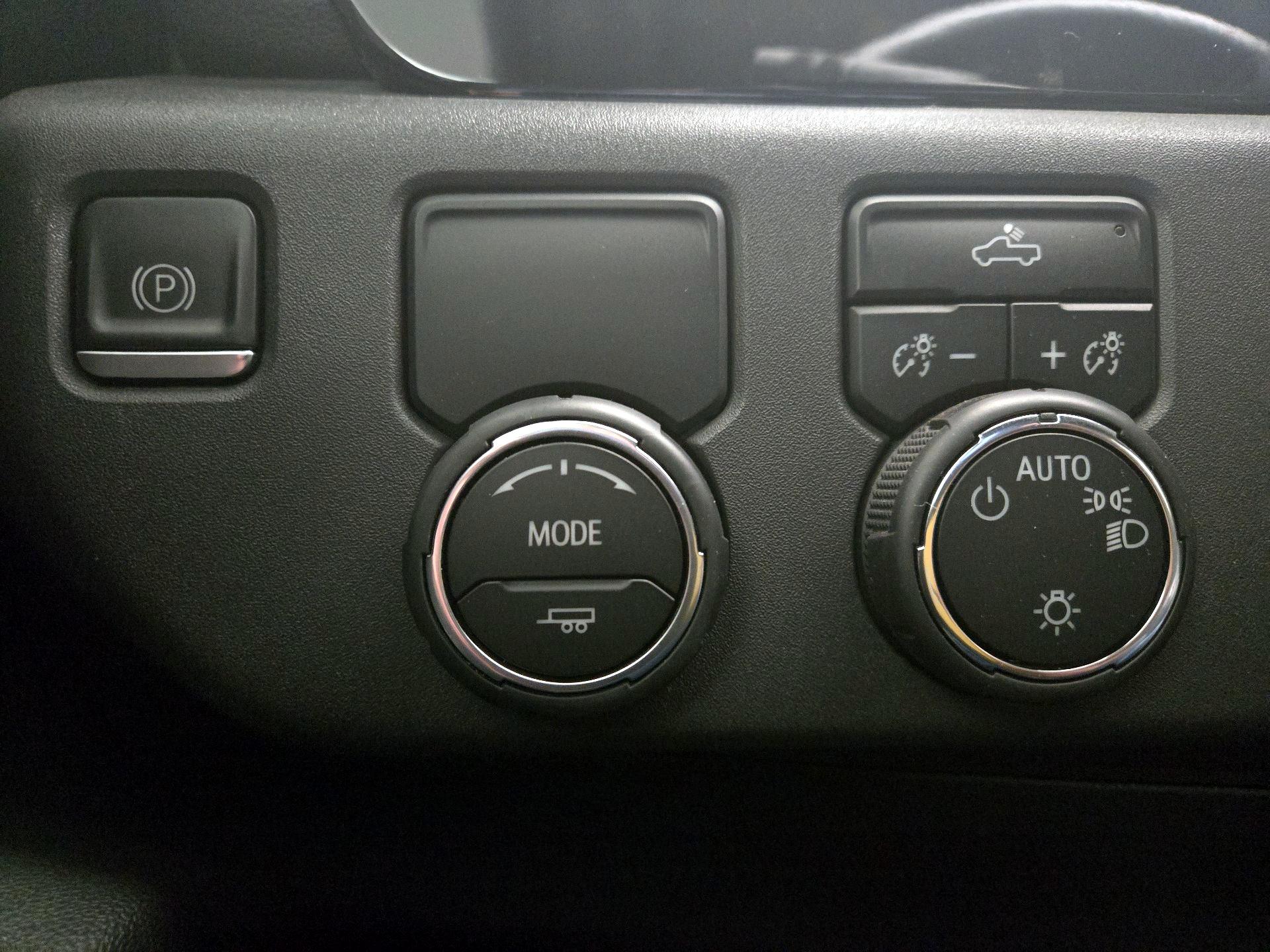 Thumbnail: 2023 Chevrolet Silverado 1500 - 13