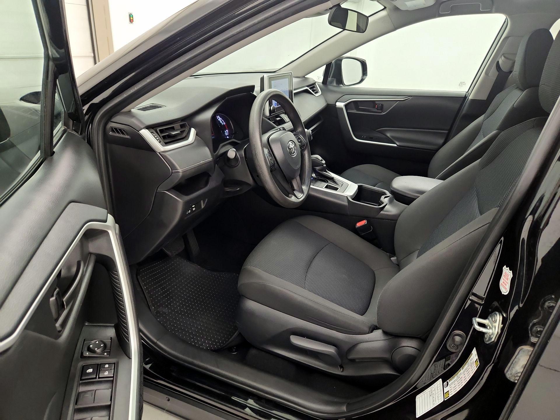 Thumbnail: 2024 Toyota RAV4 - 11