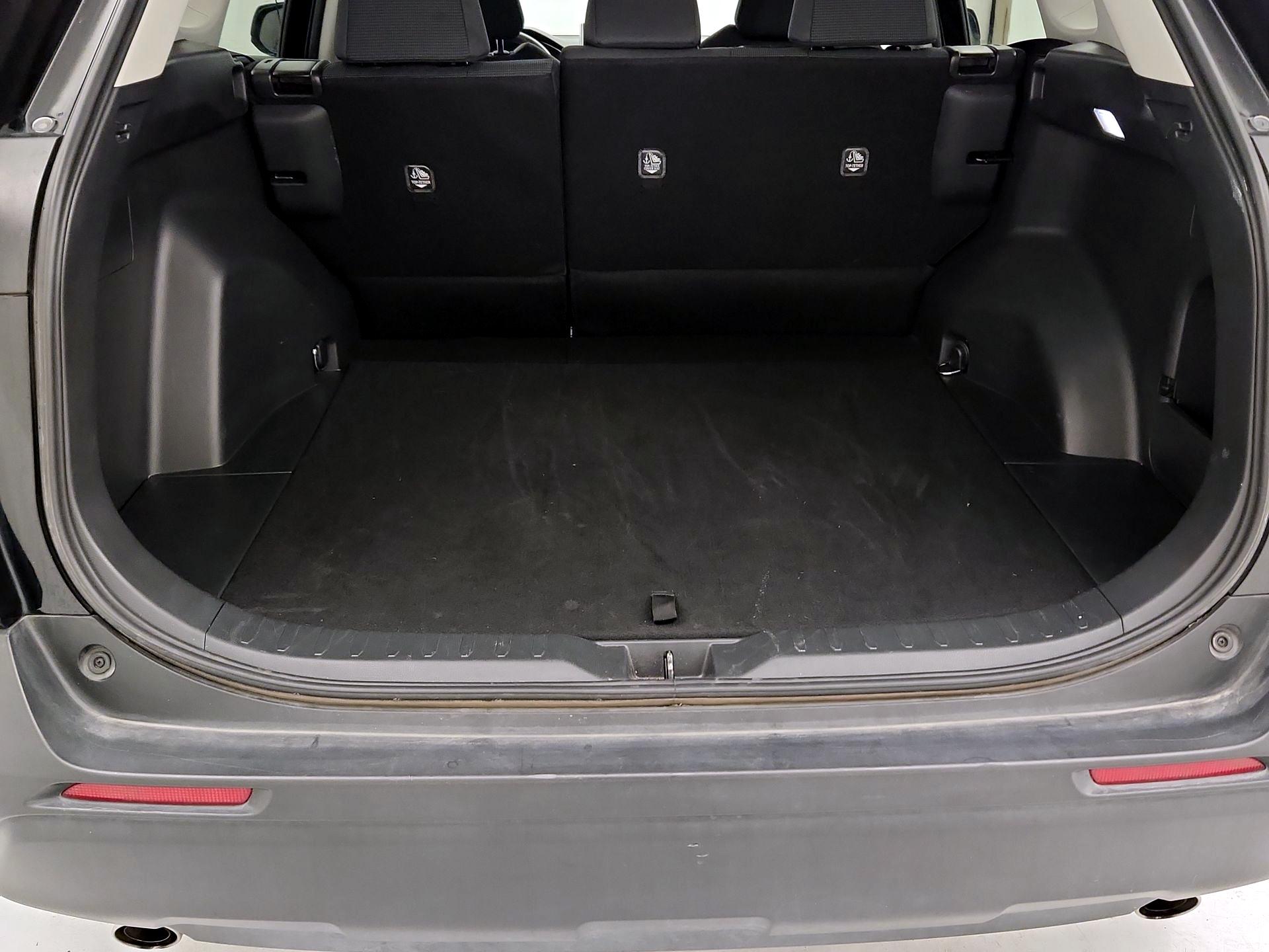 Thumbnail: 2024 Toyota RAV4 - 20