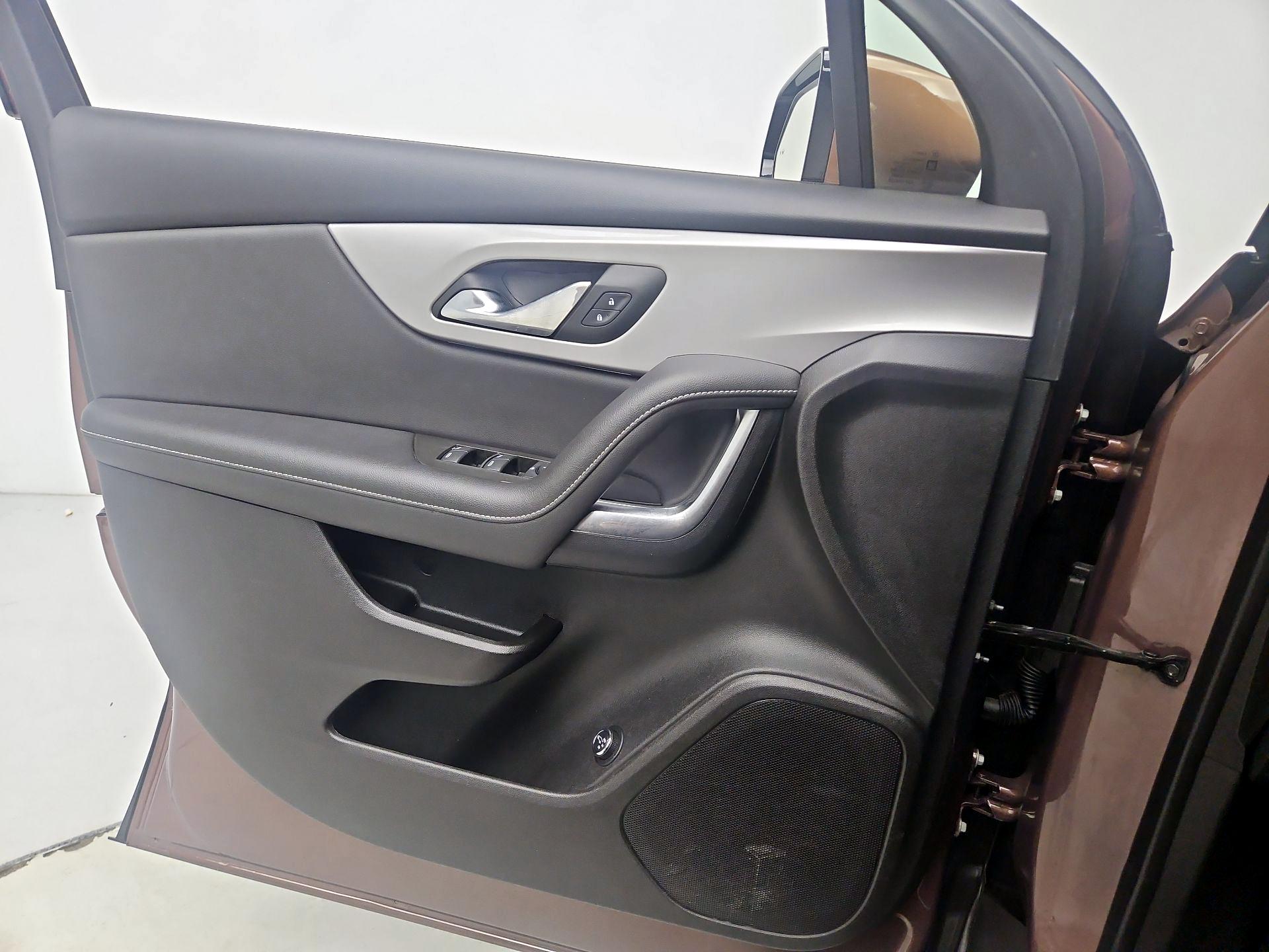 Thumbnail: 2024 Chevrolet Blazer - 12