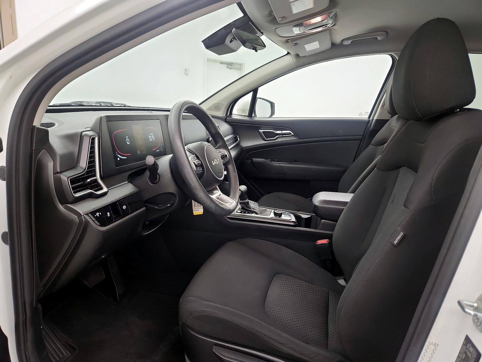 Thumbnail: 2024 Kia Sportage - 11