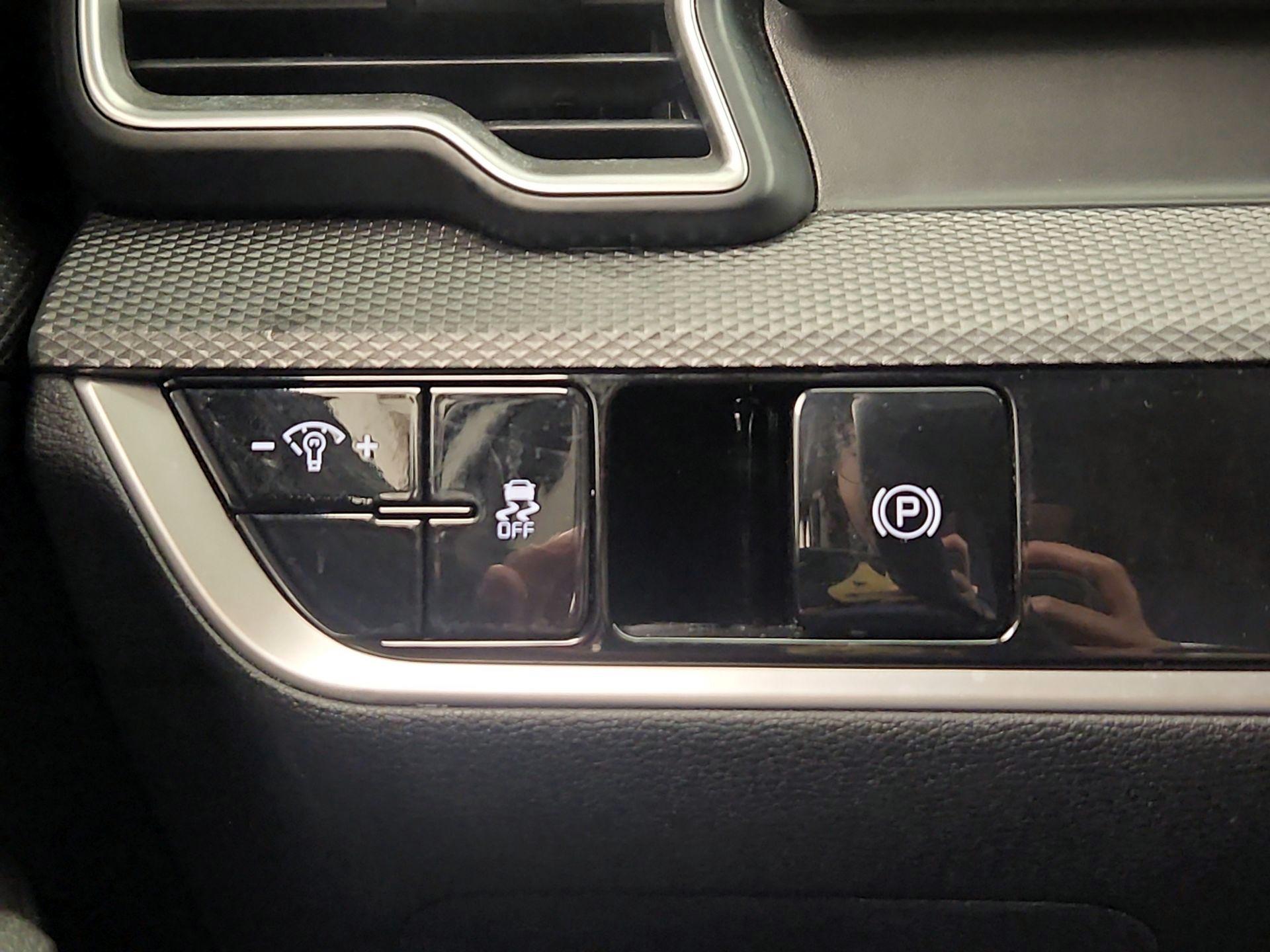 Thumbnail: 2024 Kia Sportage - 13