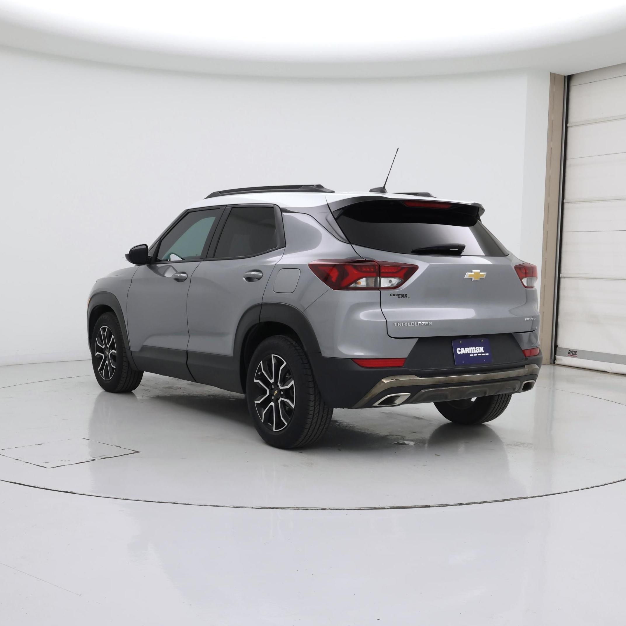 Thumbnail: 2023 Chevrolet TrailBlazer - 2