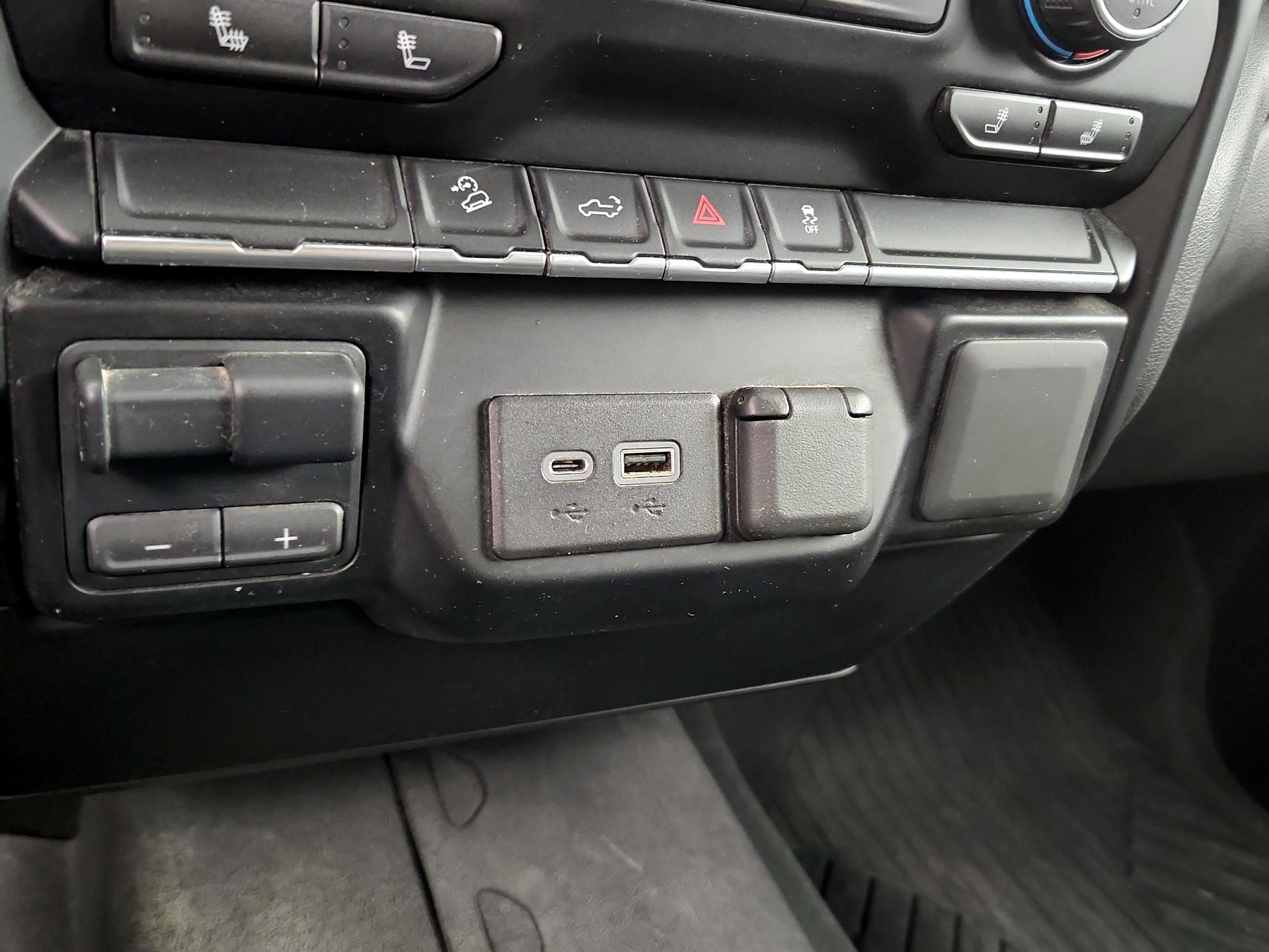 Thumbnail: 2023 Chevrolet Silverado 2500 - 18