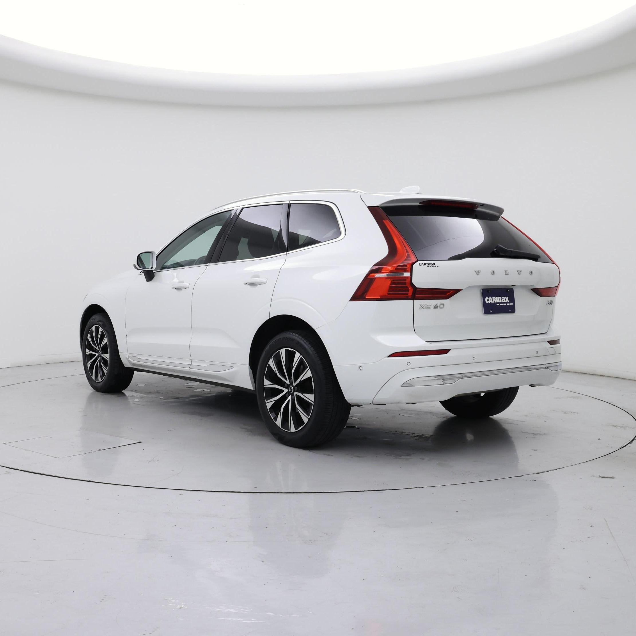Thumbnail: 2023 Volvo XC60 - 2