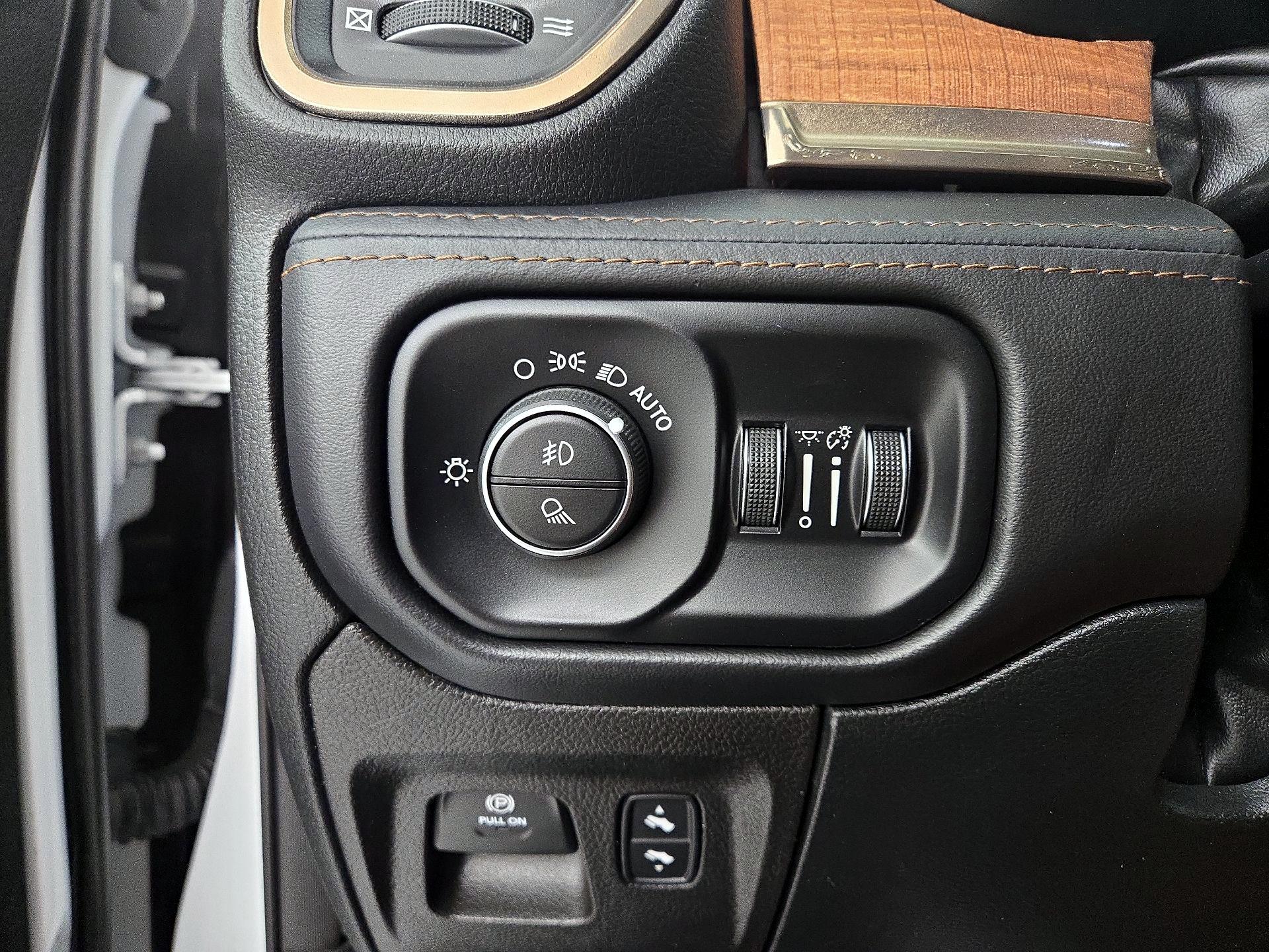 Thumbnail: 2022 RAM 1500 - 13