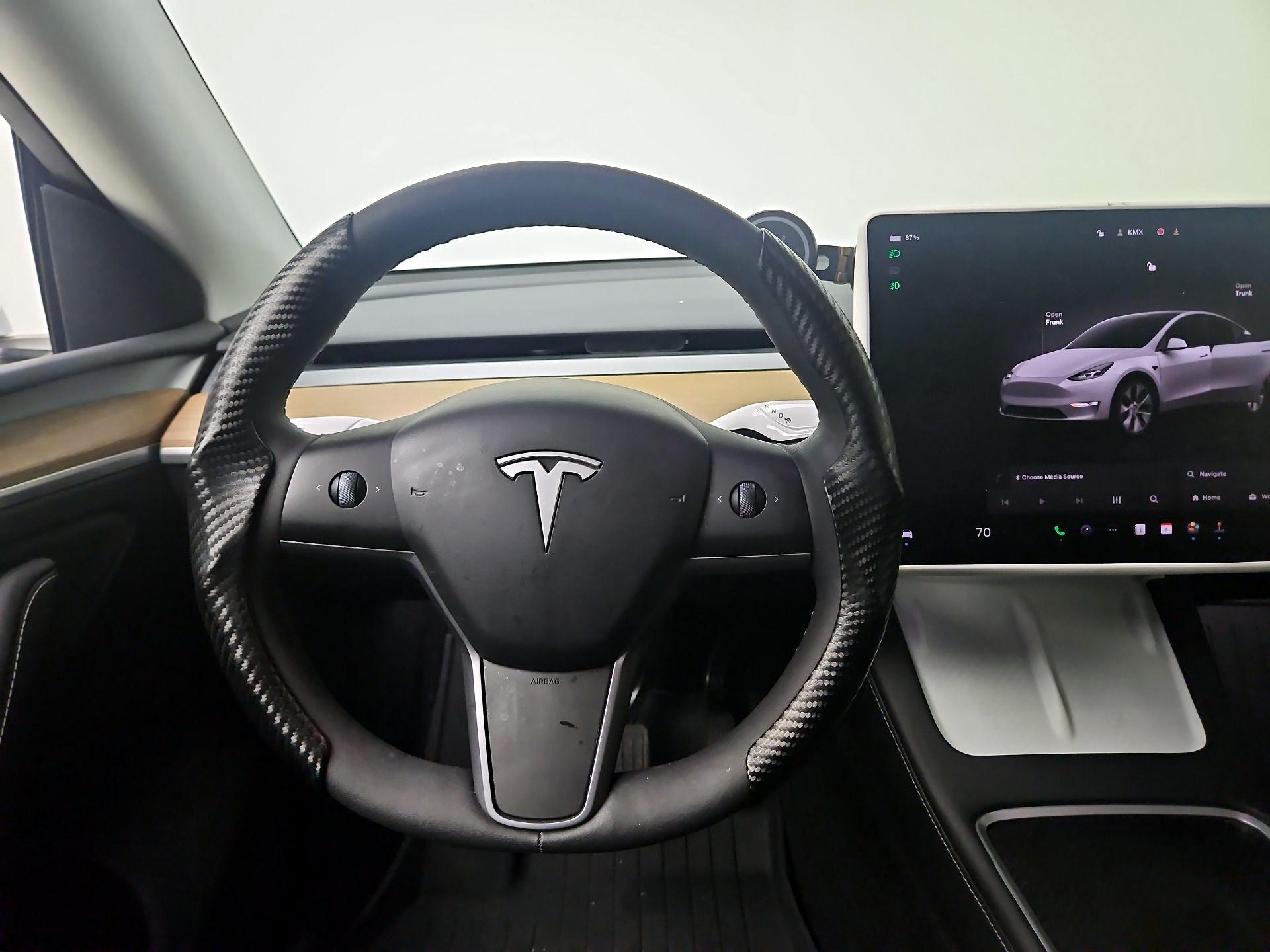 Thumbnail: 2024 Tesla Model Y - 10