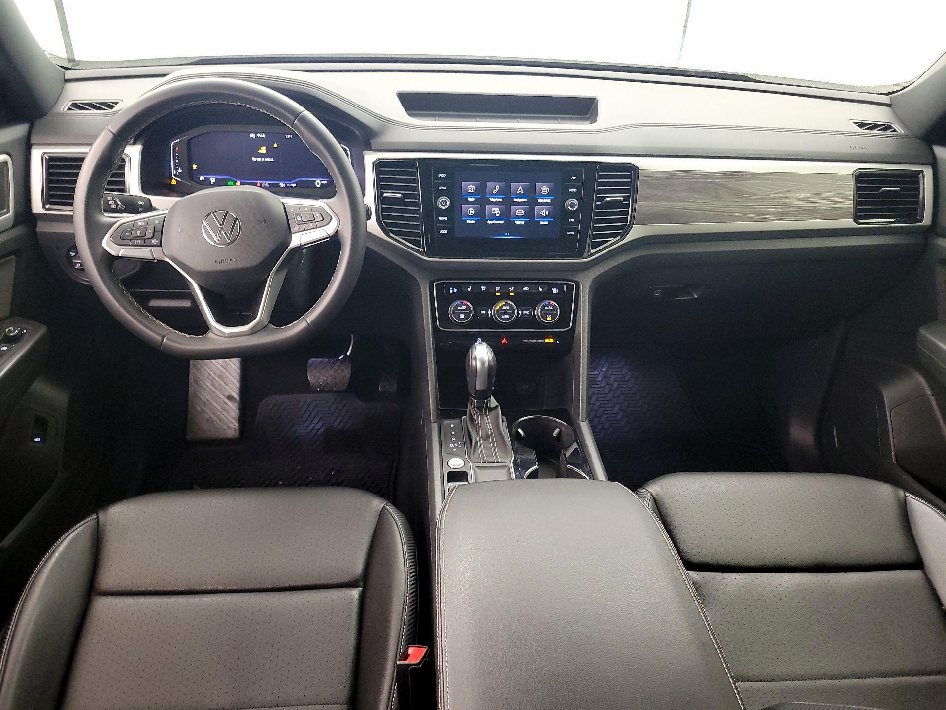 Thumbnail: 2023 Volkswagen Atlas - 9