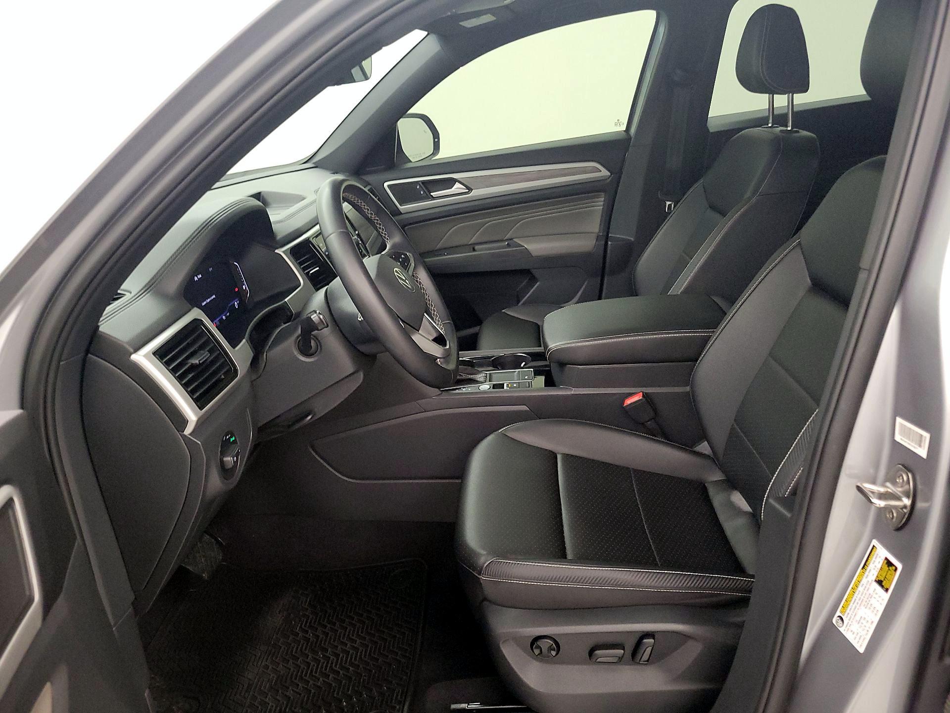 Thumbnail: 2023 Volkswagen Atlas - 11