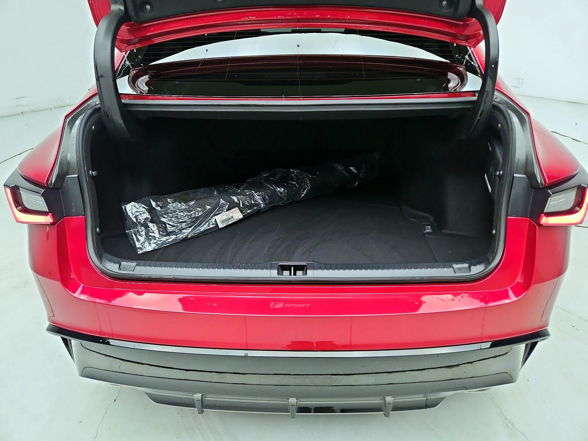 Thumbnail: 2024 Lexus IS - 20