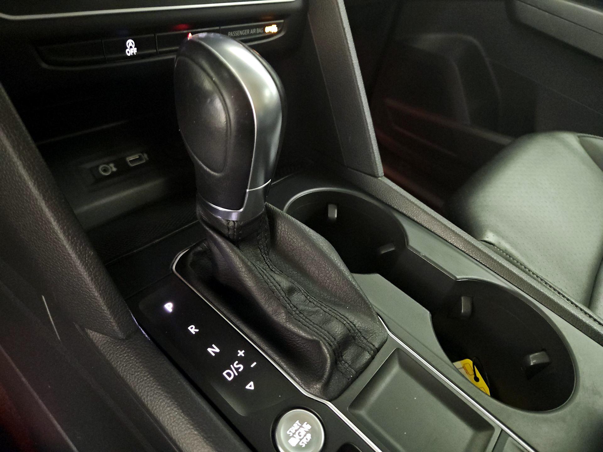 Thumbnail: 2019 Volkswagen Atlas - 17