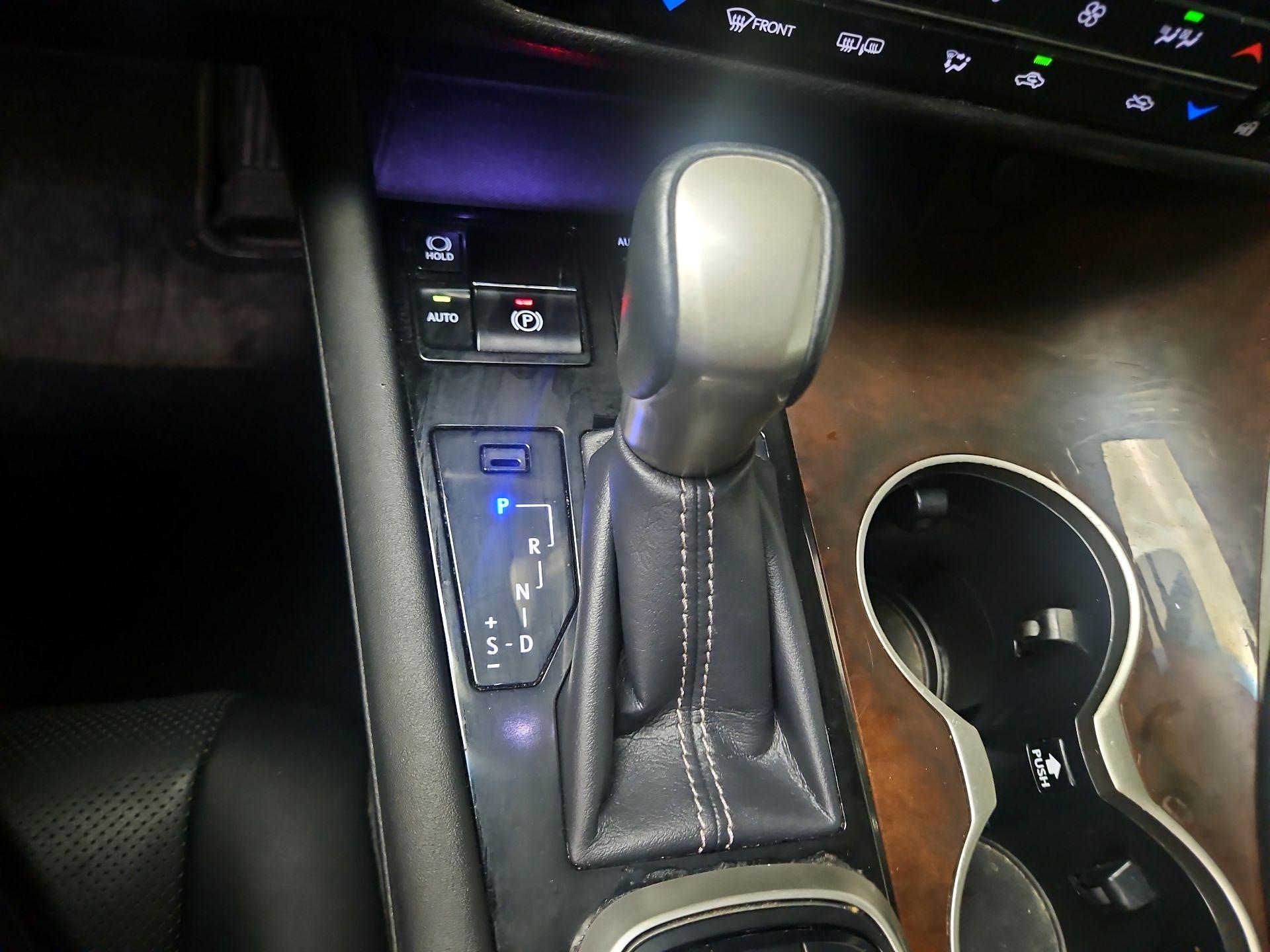 Thumbnail: 2016 Lexus RX - 17