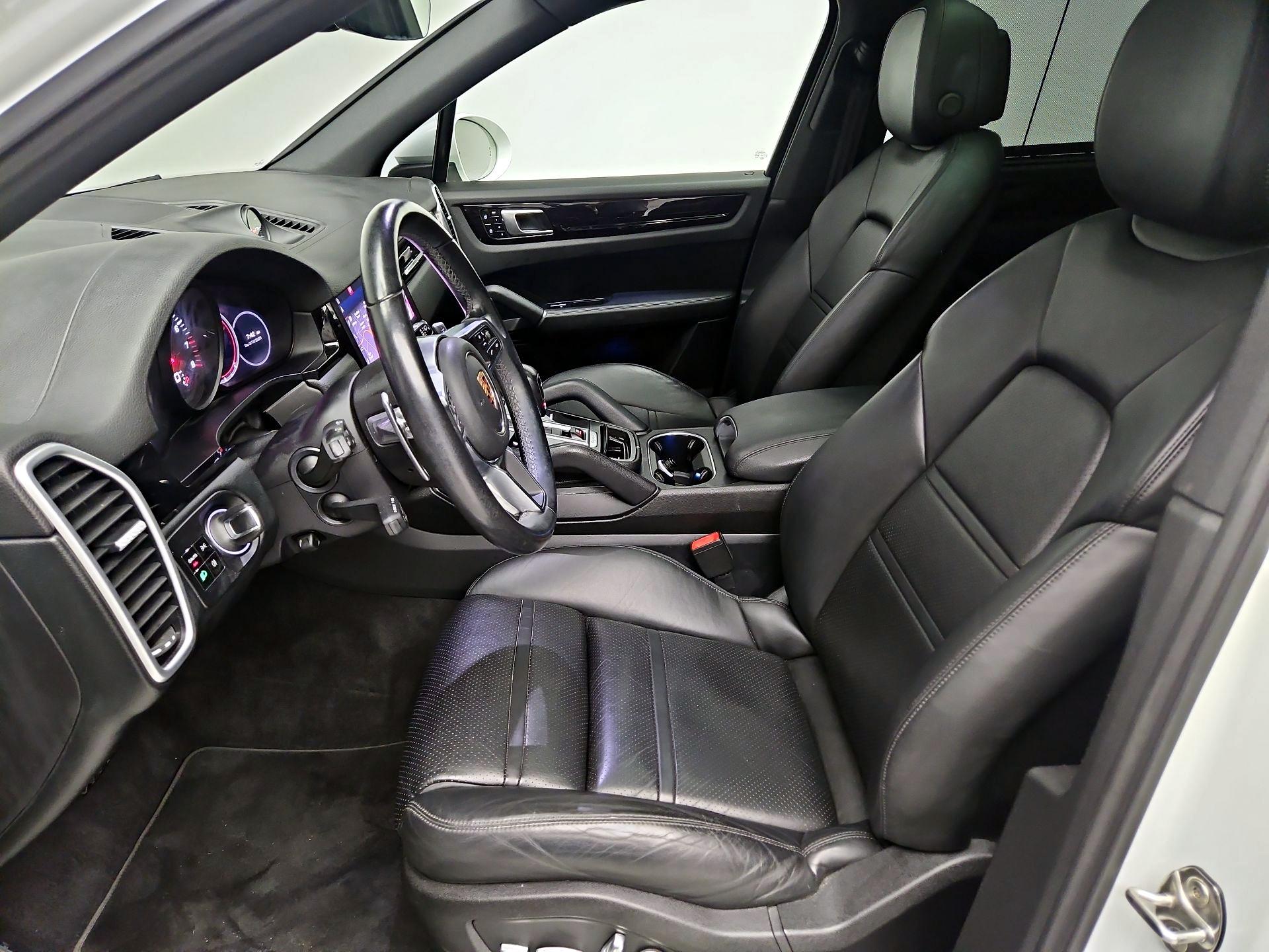 Thumbnail: 2019 Porsche Cayenne - 11