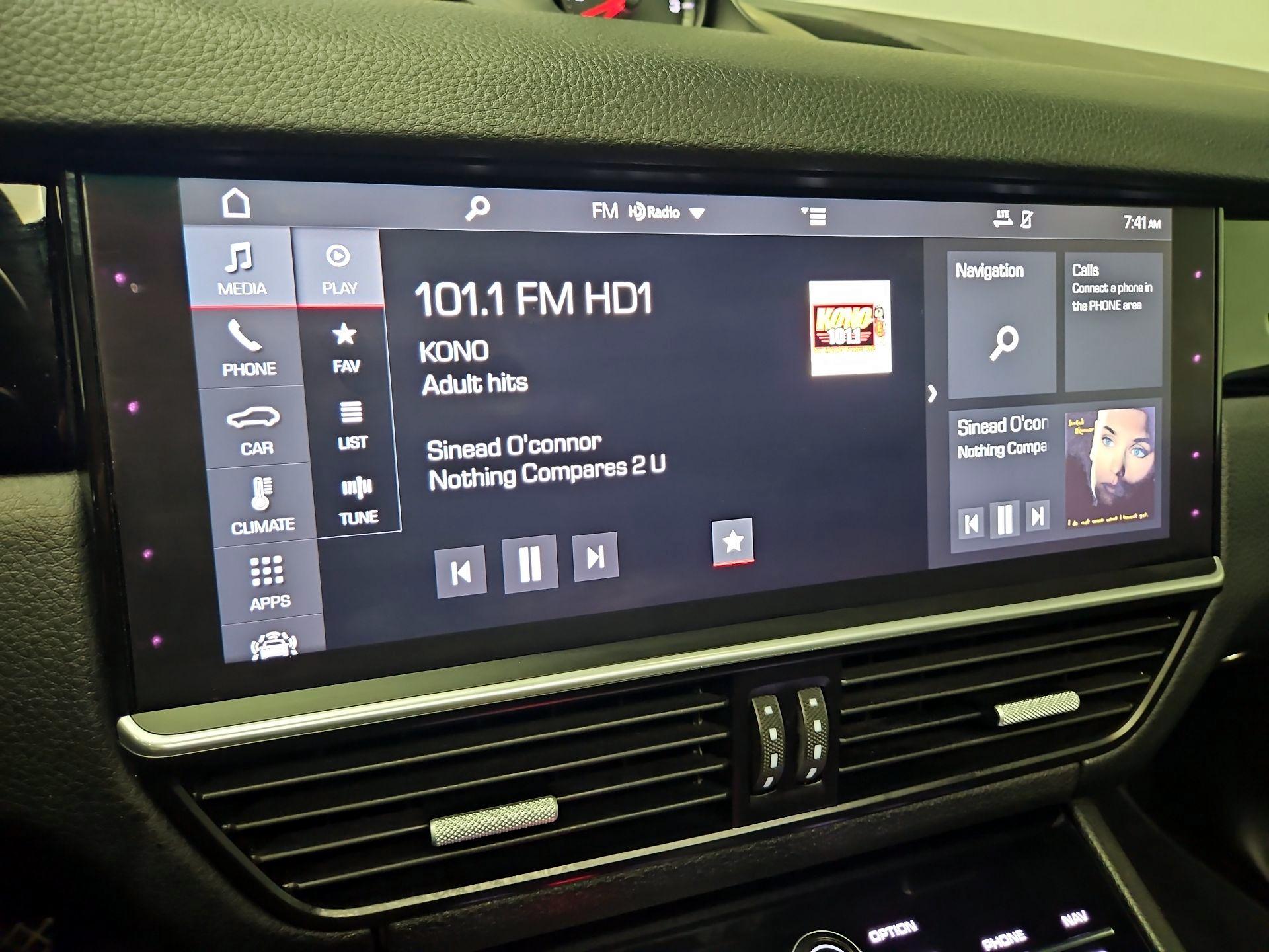 Thumbnail: 2019 Porsche Cayenne - 16