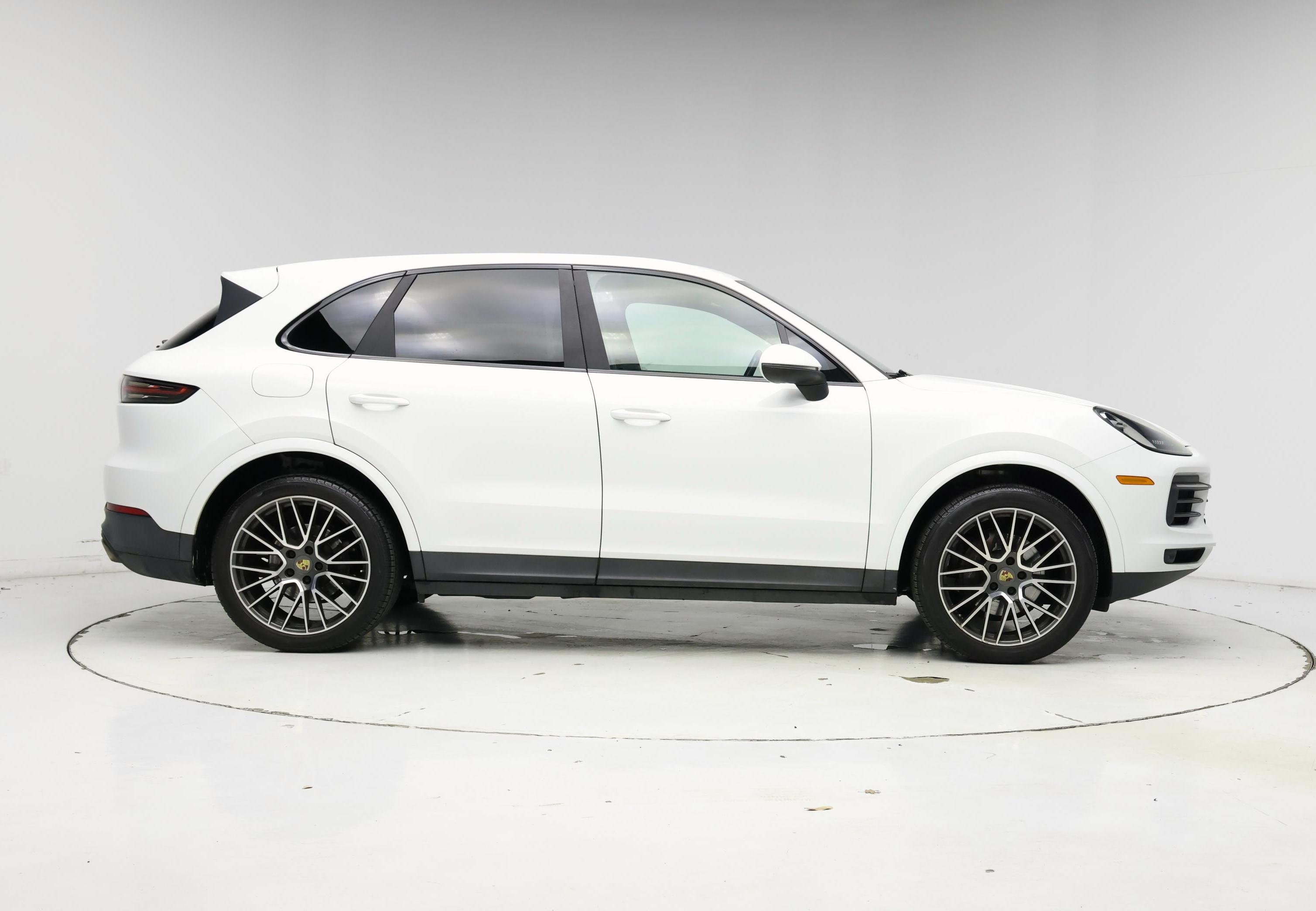 Thumbnail: 2019 Porsche Cayenne - 7