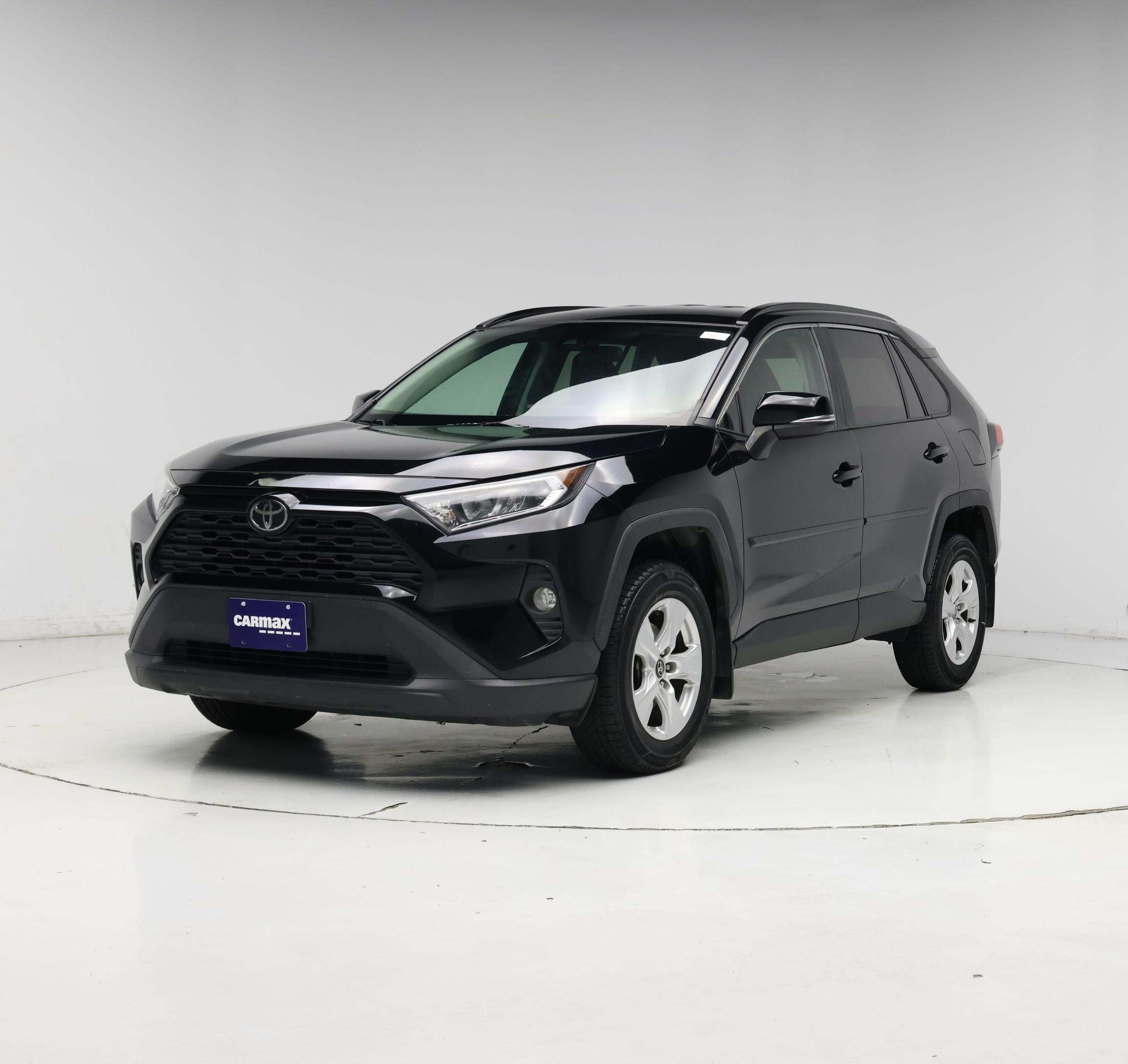 Thumbnail: 2020 Toyota RAV4 - 4