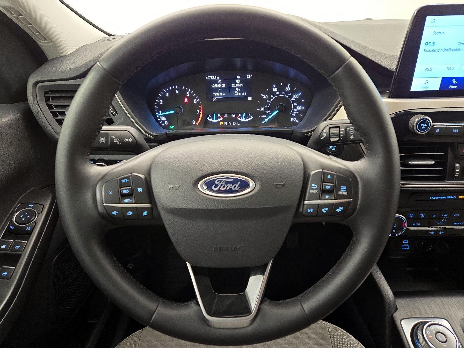 Thumbnail: 2022 Ford Escape - 10