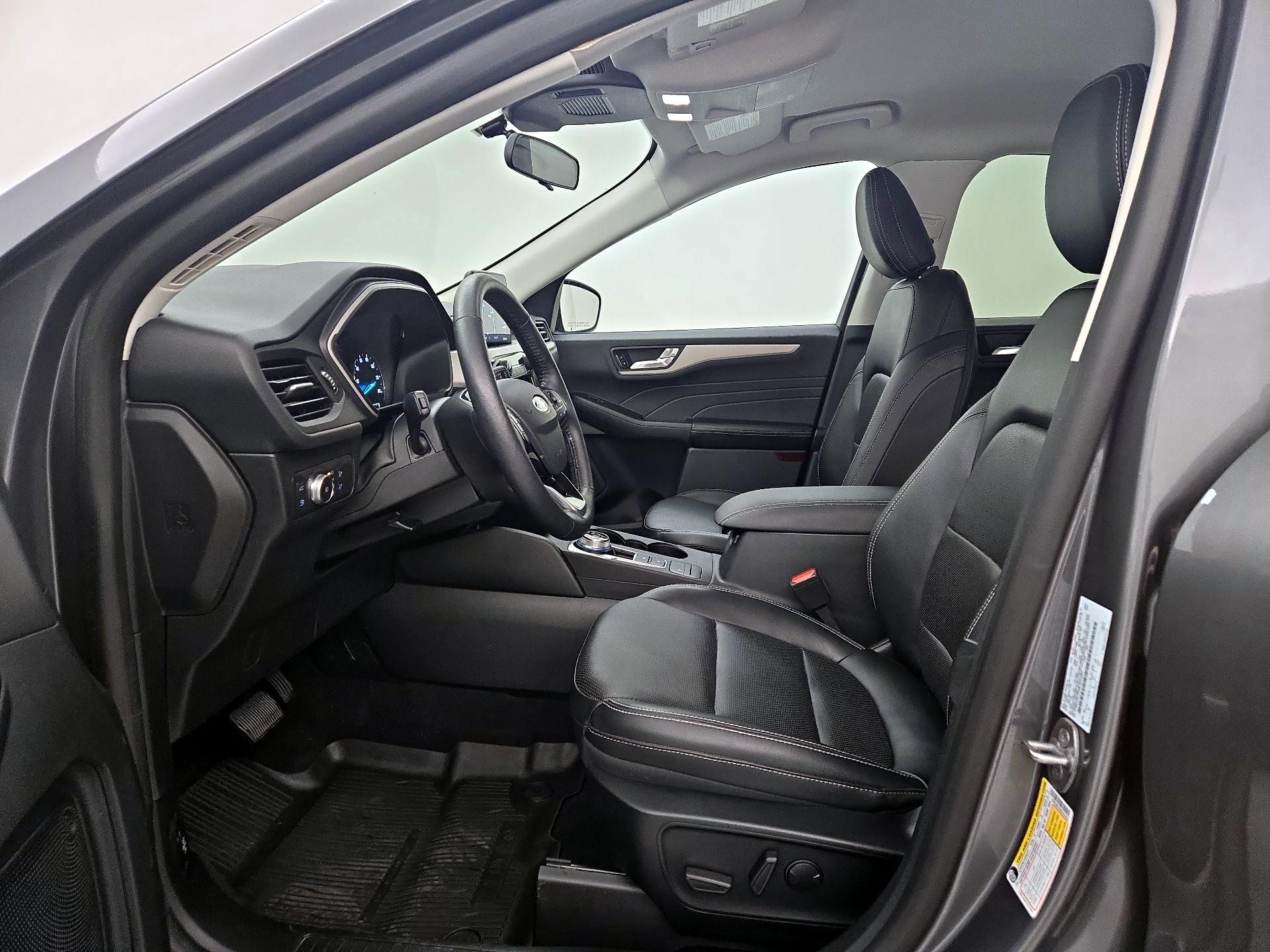 Thumbnail: 2021 Ford Escape - 11