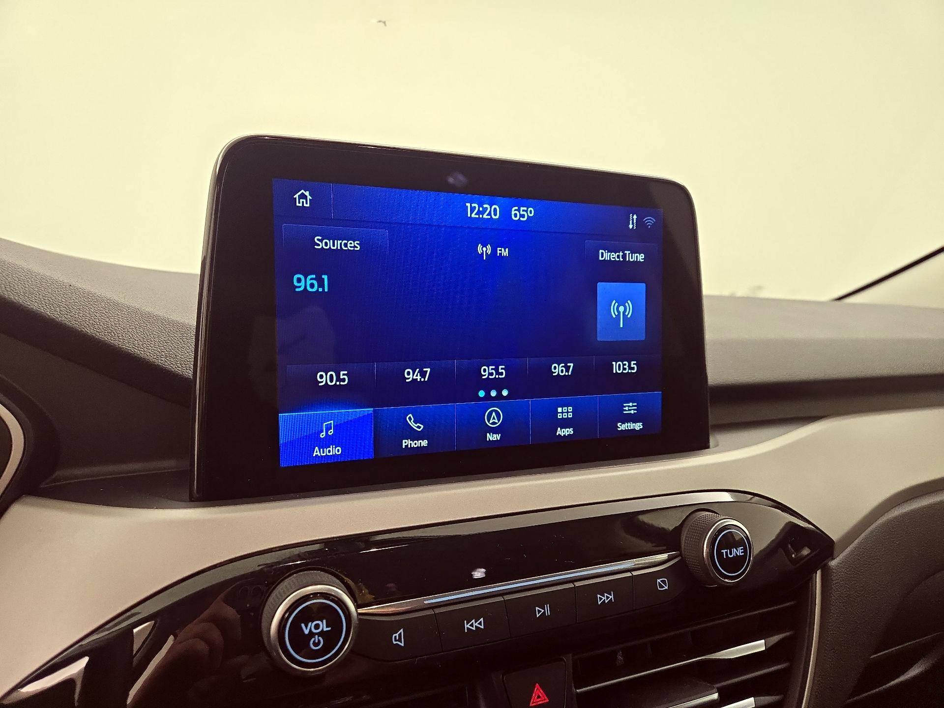 Thumbnail: 2021 Ford Escape - 16