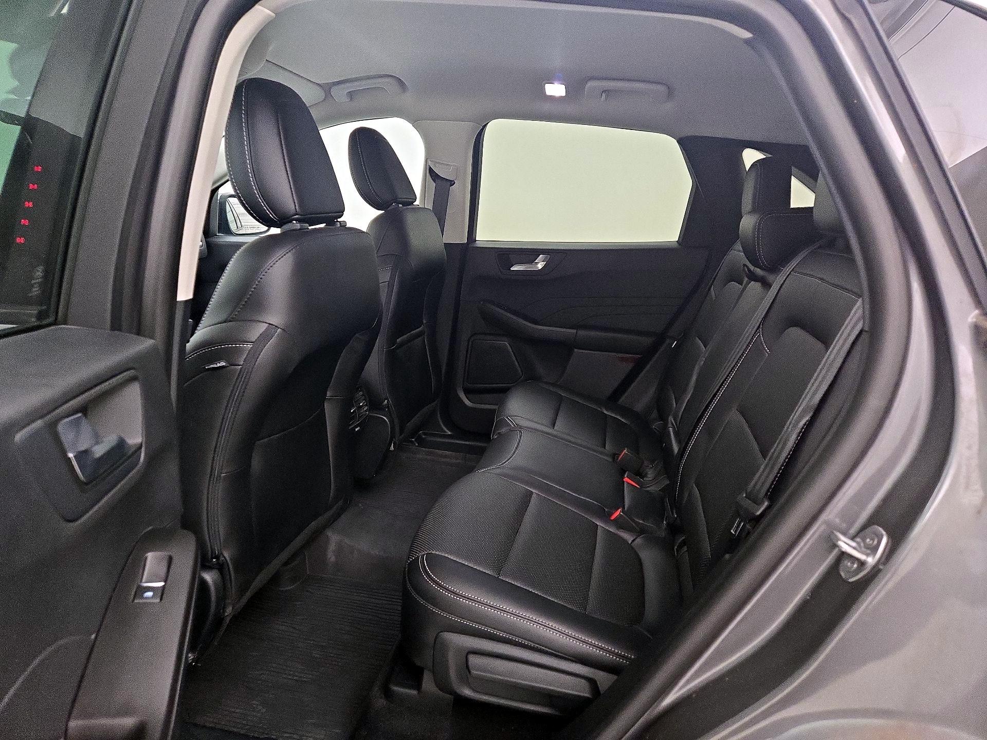 Thumbnail: 2021 Ford Escape - 20