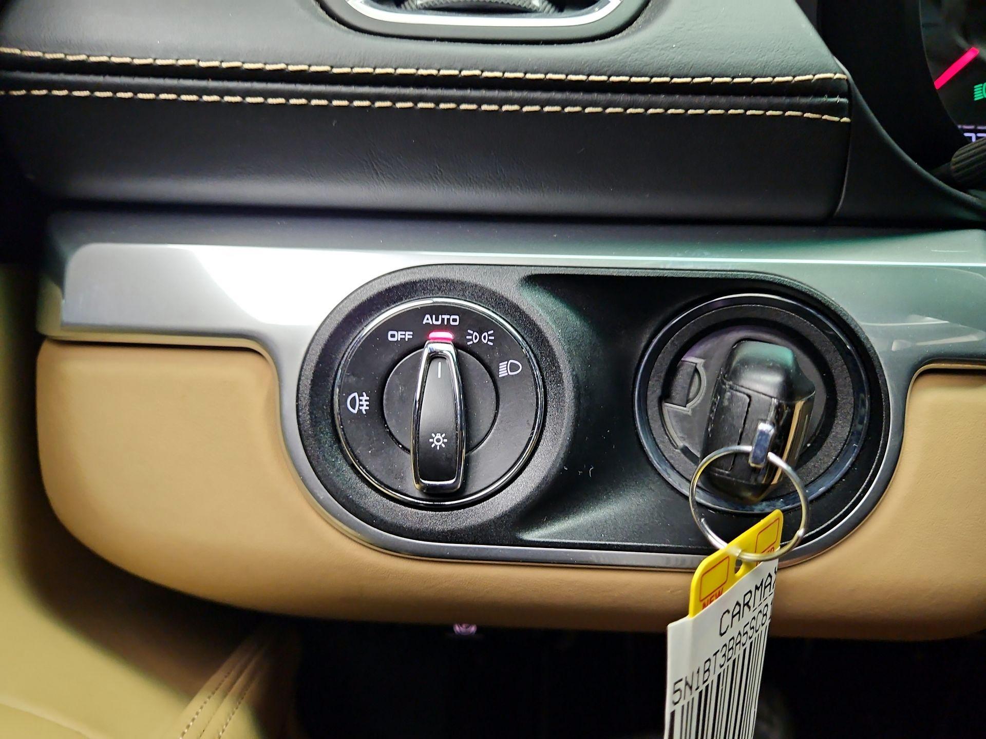 Thumbnail: 2021 Porsche 718 Boxster - 13