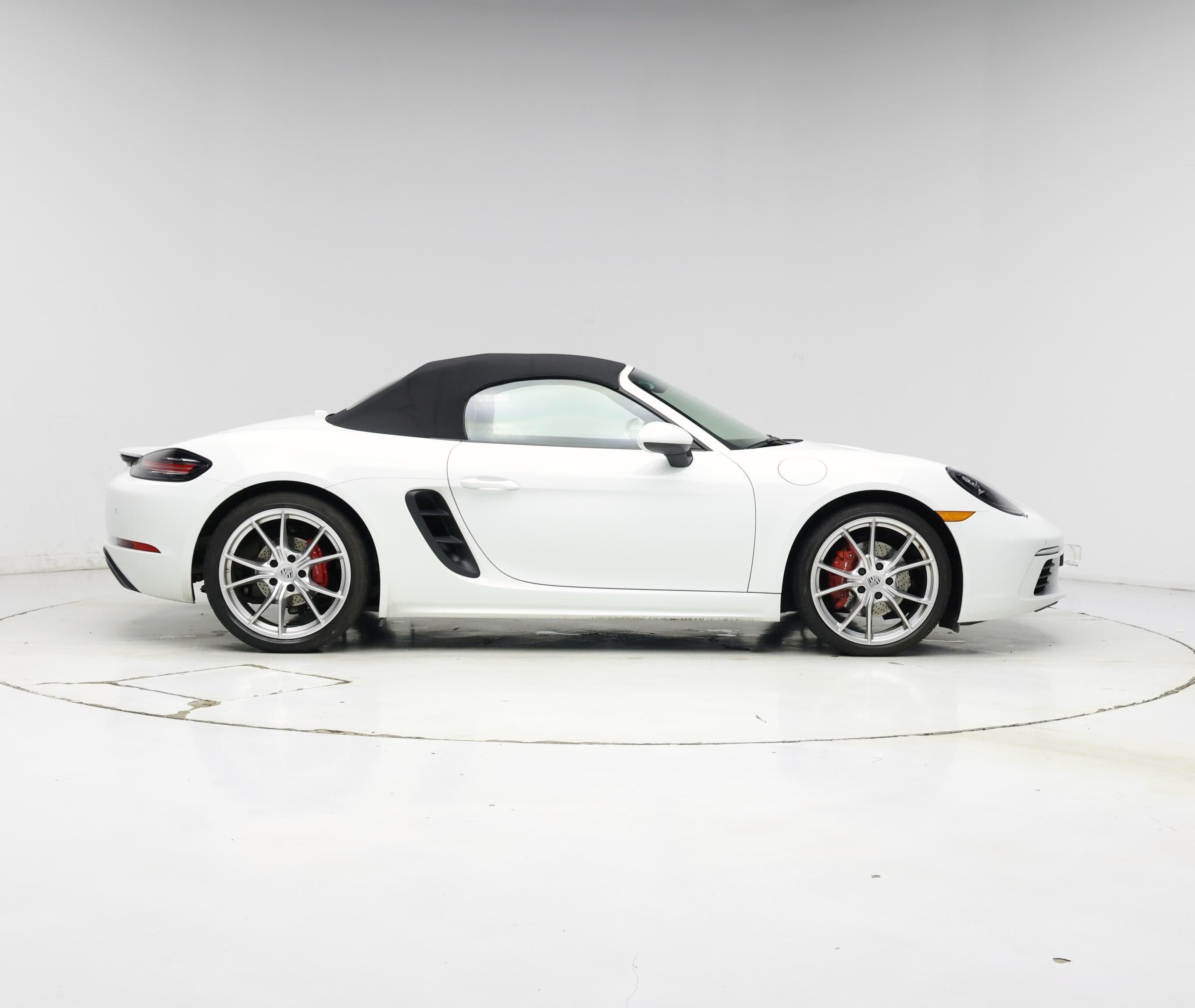 Thumbnail: 2021 Porsche 718 Boxster - 7