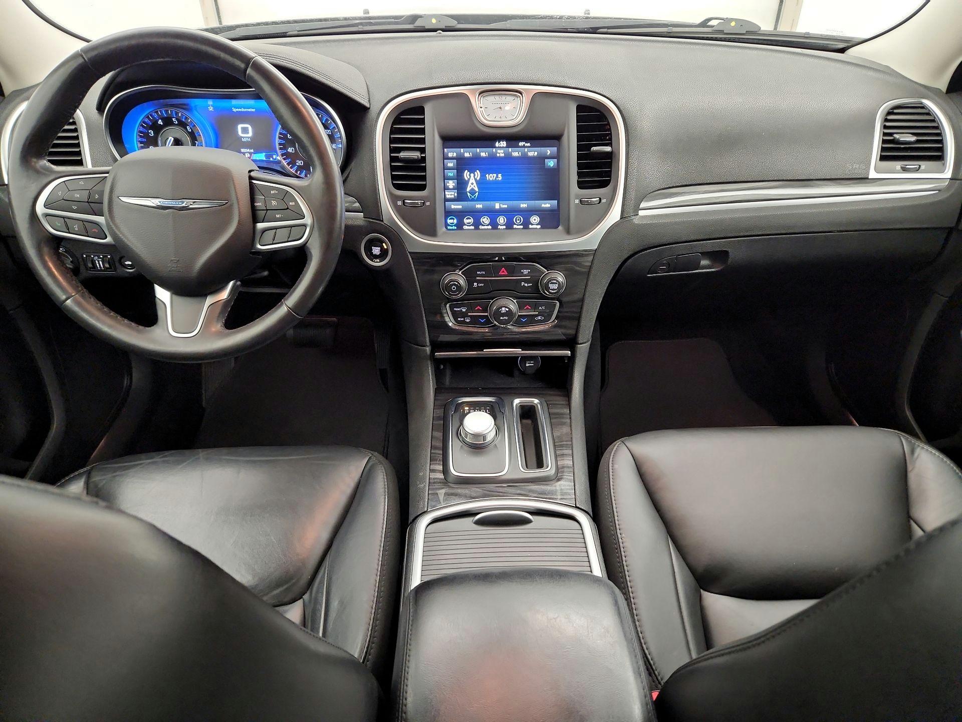 Thumbnail: 2021 Chrysler 300 - 9